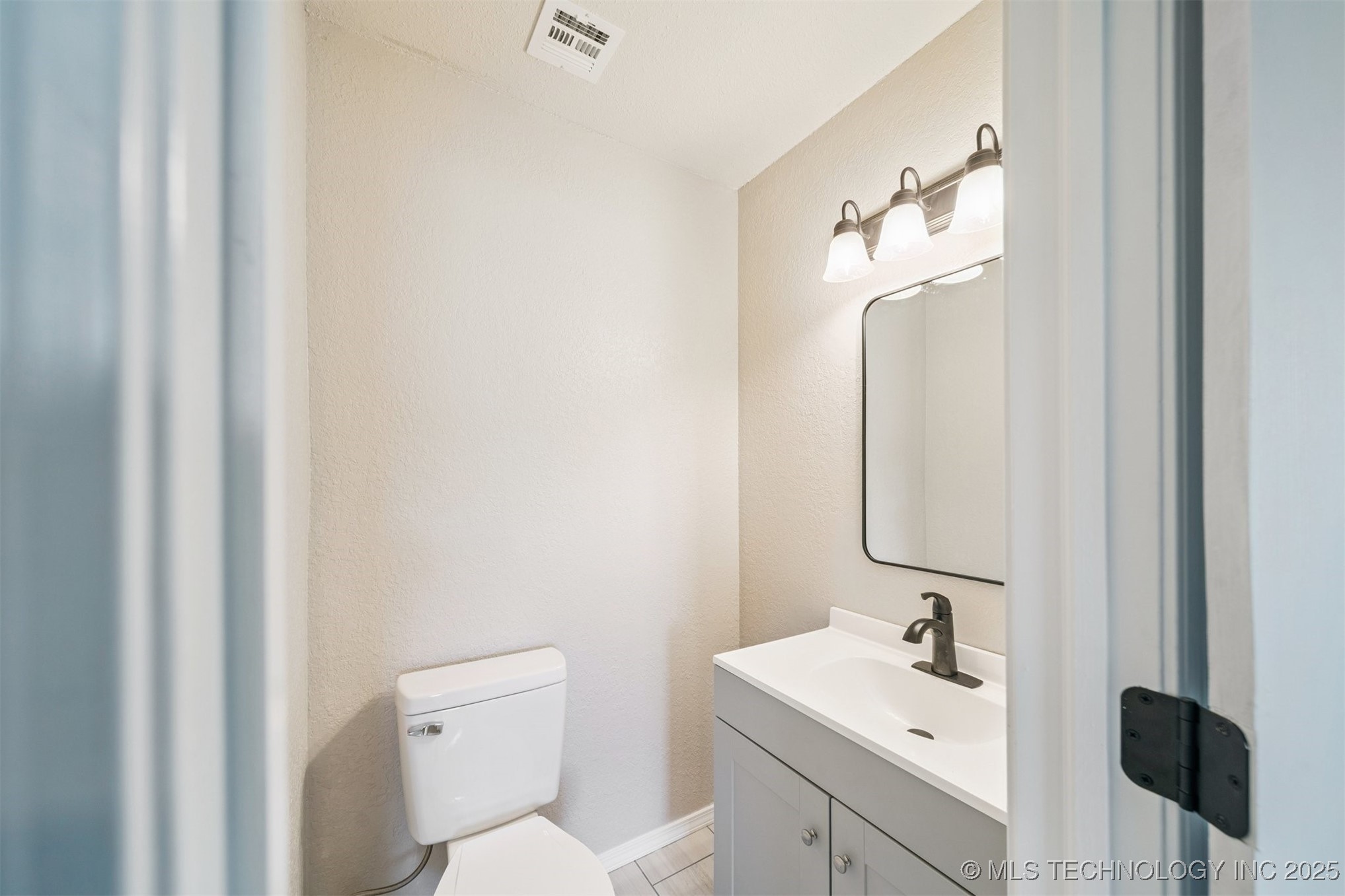 608 N Carlsbad Street Property Photo 26