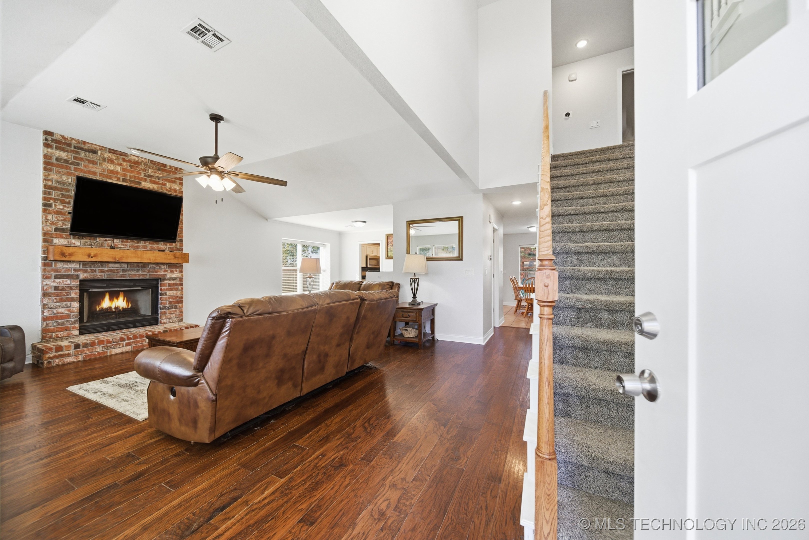 9904 N 117th East Avenue Property Photo 4