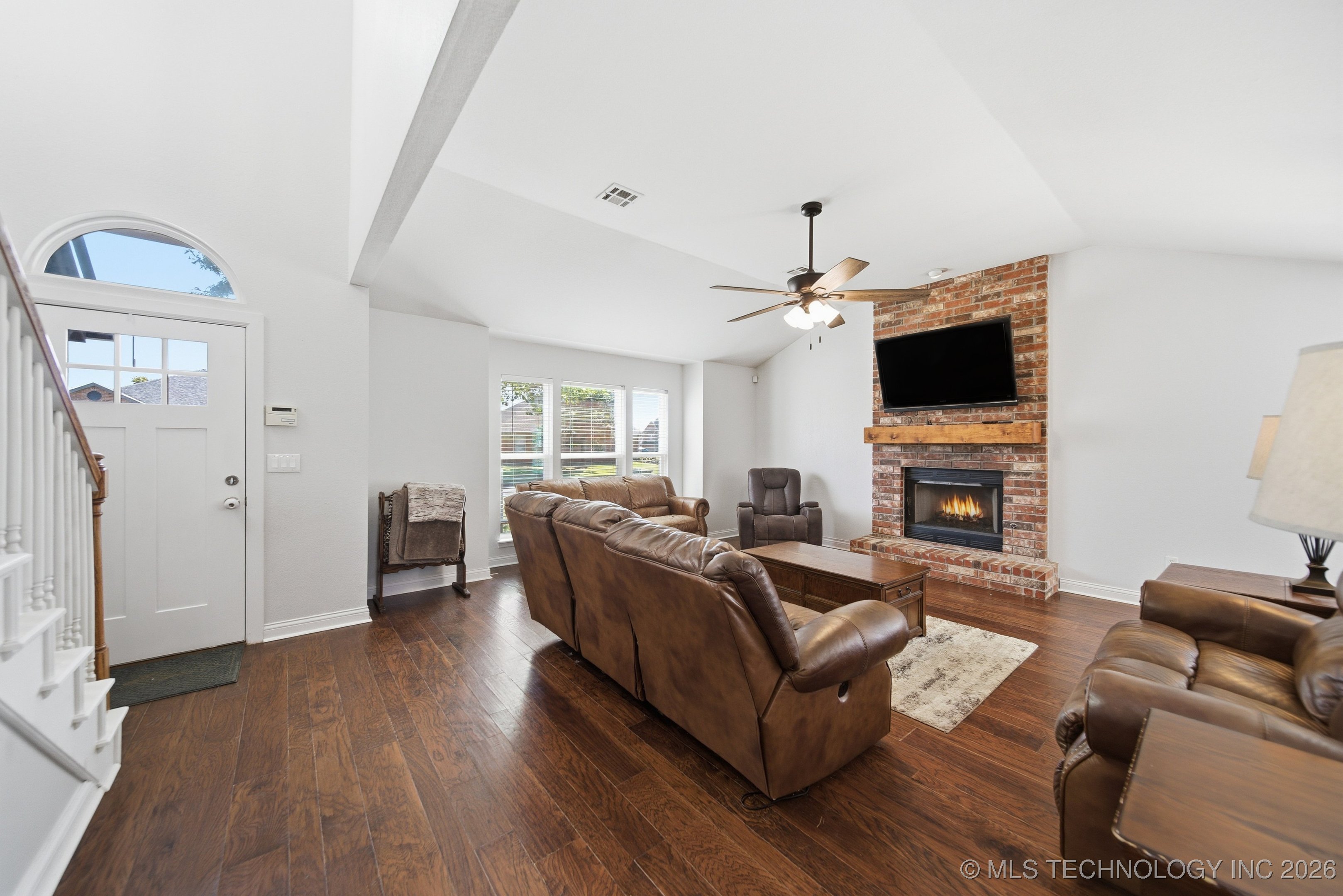 9904 N 117th East Avenue Property Photo 5