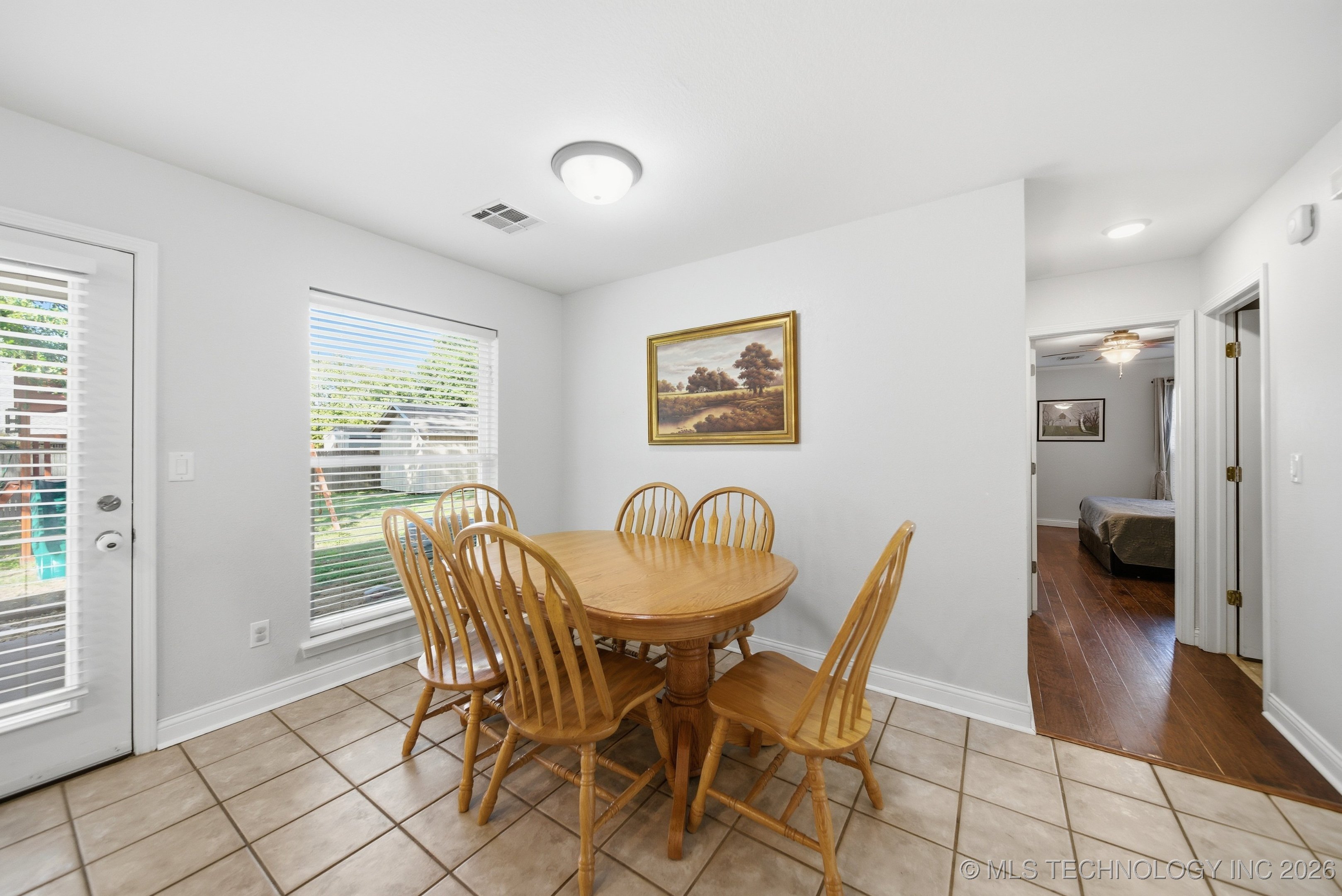 9904 N 117th East Avenue Property Photo 12