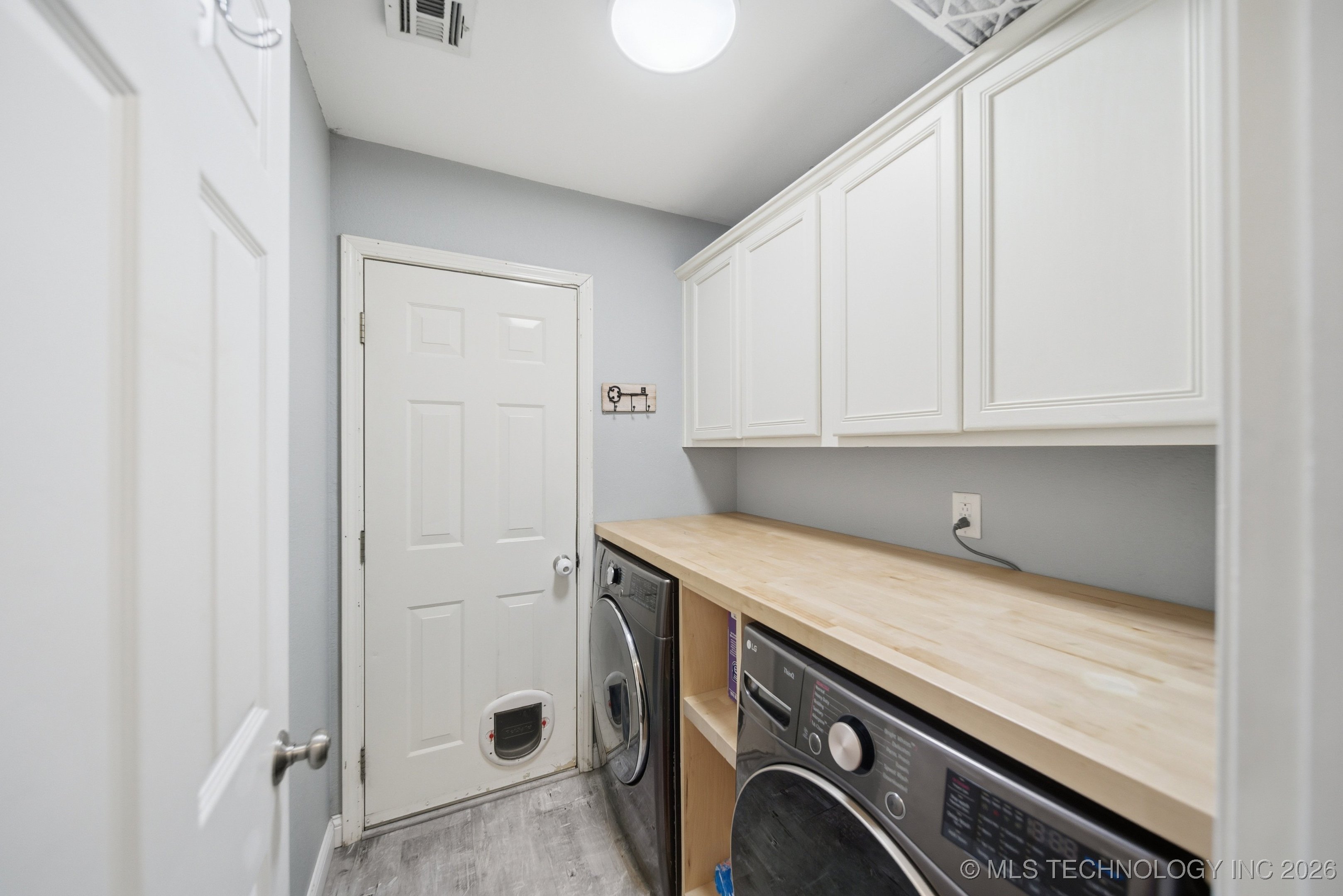 9904 N 117th East Avenue Property Photo 18