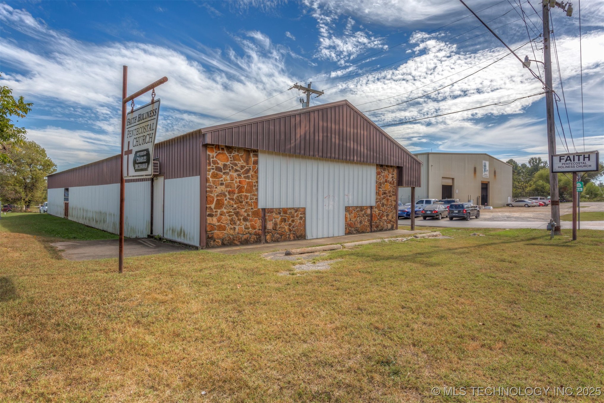 9835 S Frankoma Road Property Photo 5