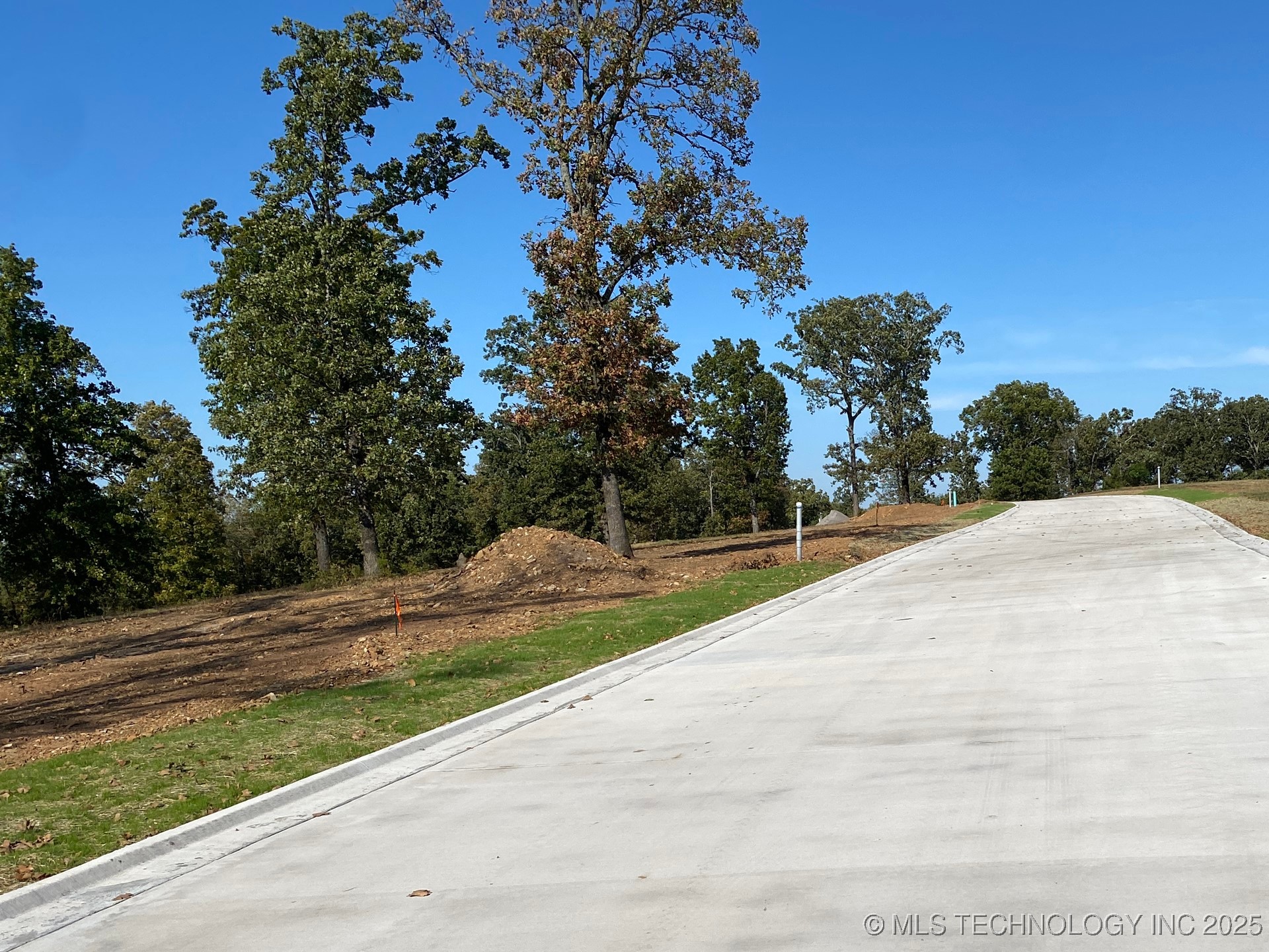 718 Ridgeview Drive Property Photo 6