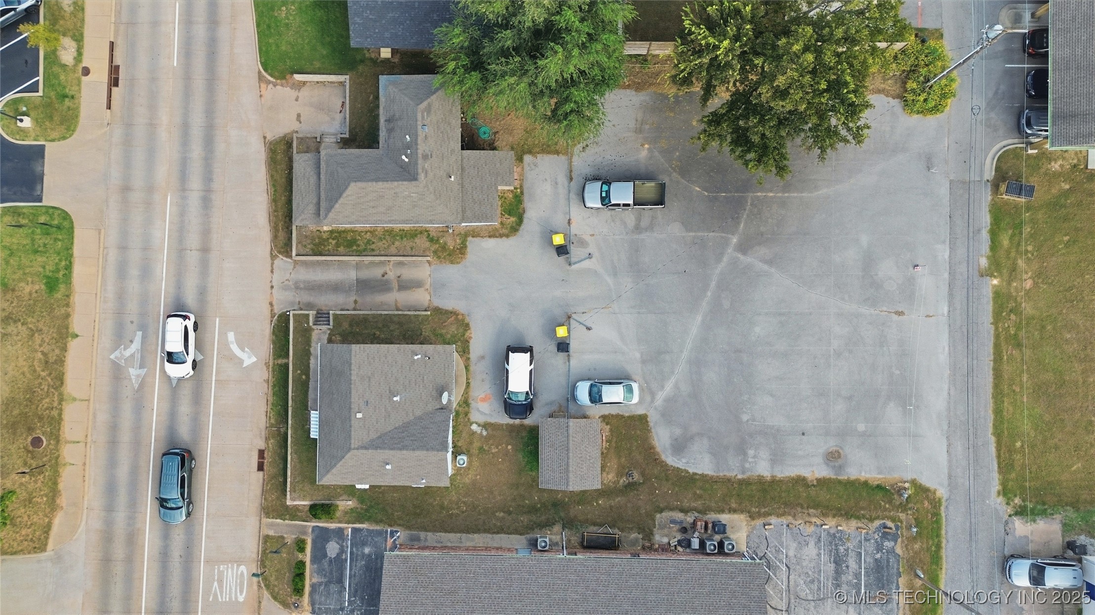 518 E A Street Property Photo 6