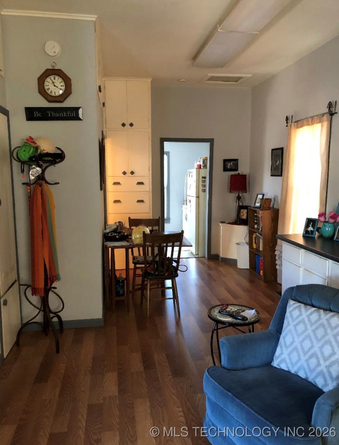 518 E A Street Property Photo 8