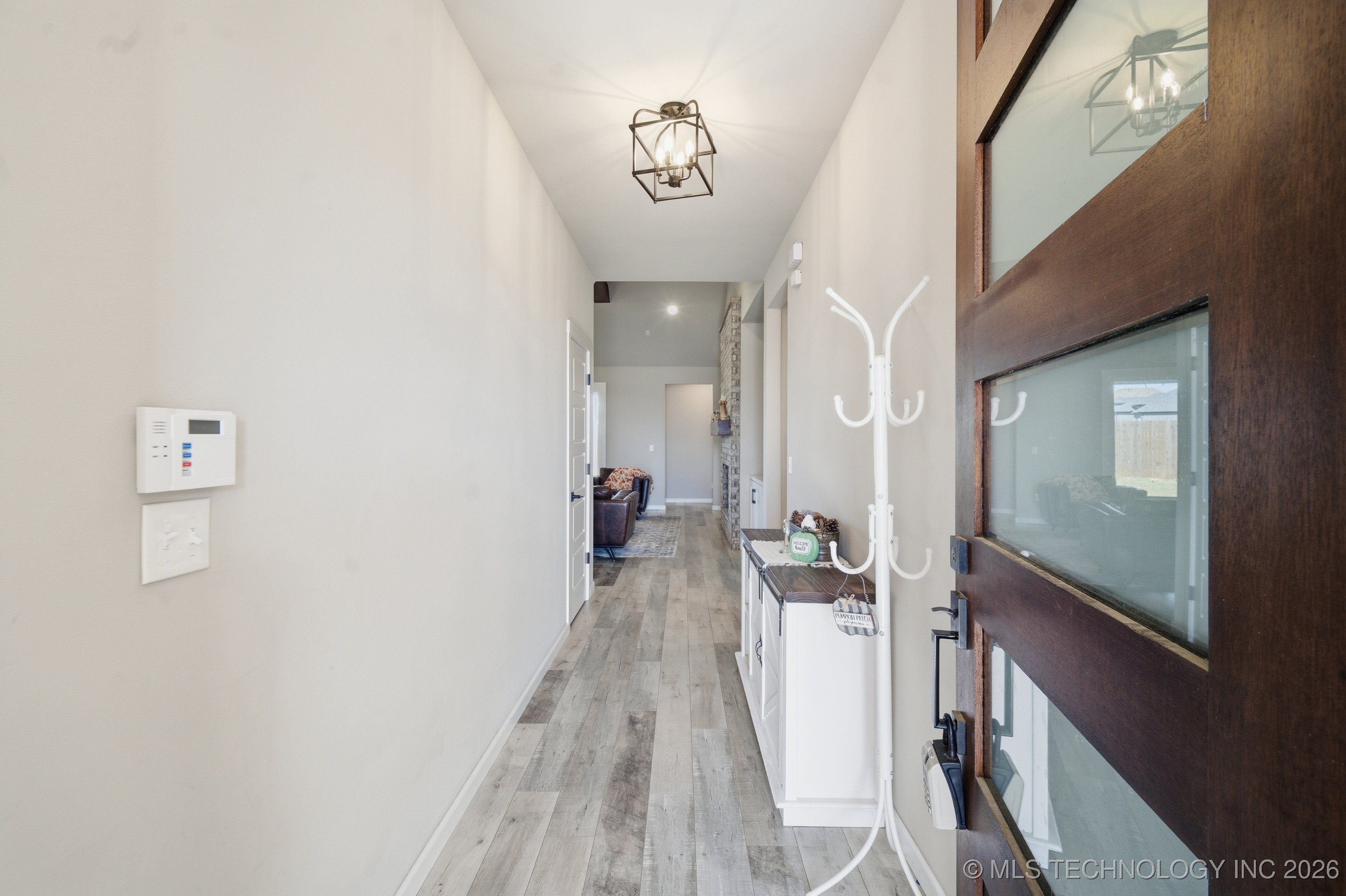 2131 E 138th Place S Property Photo 5