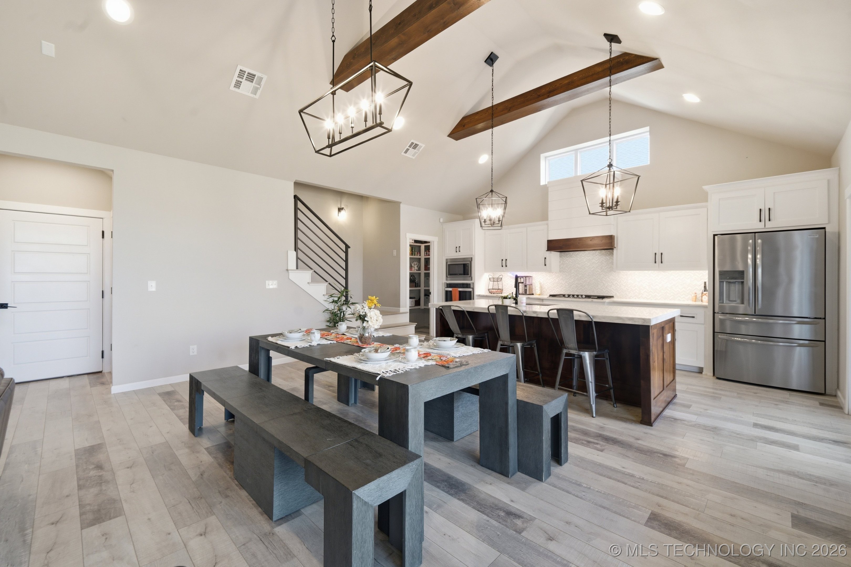 2131 E 138th Place S Property Photo 8