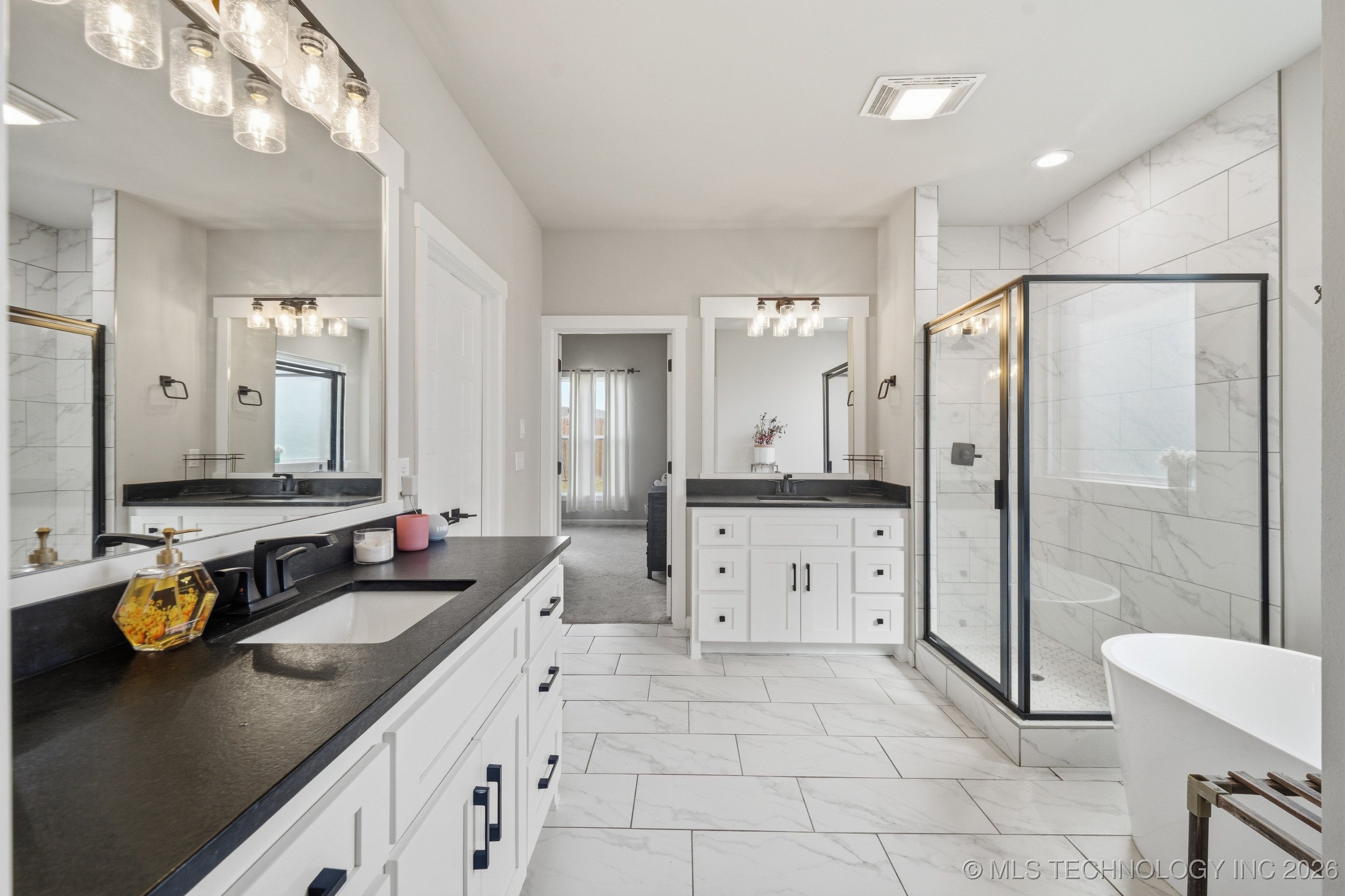 2131 E 138th Place S Property Photo 15