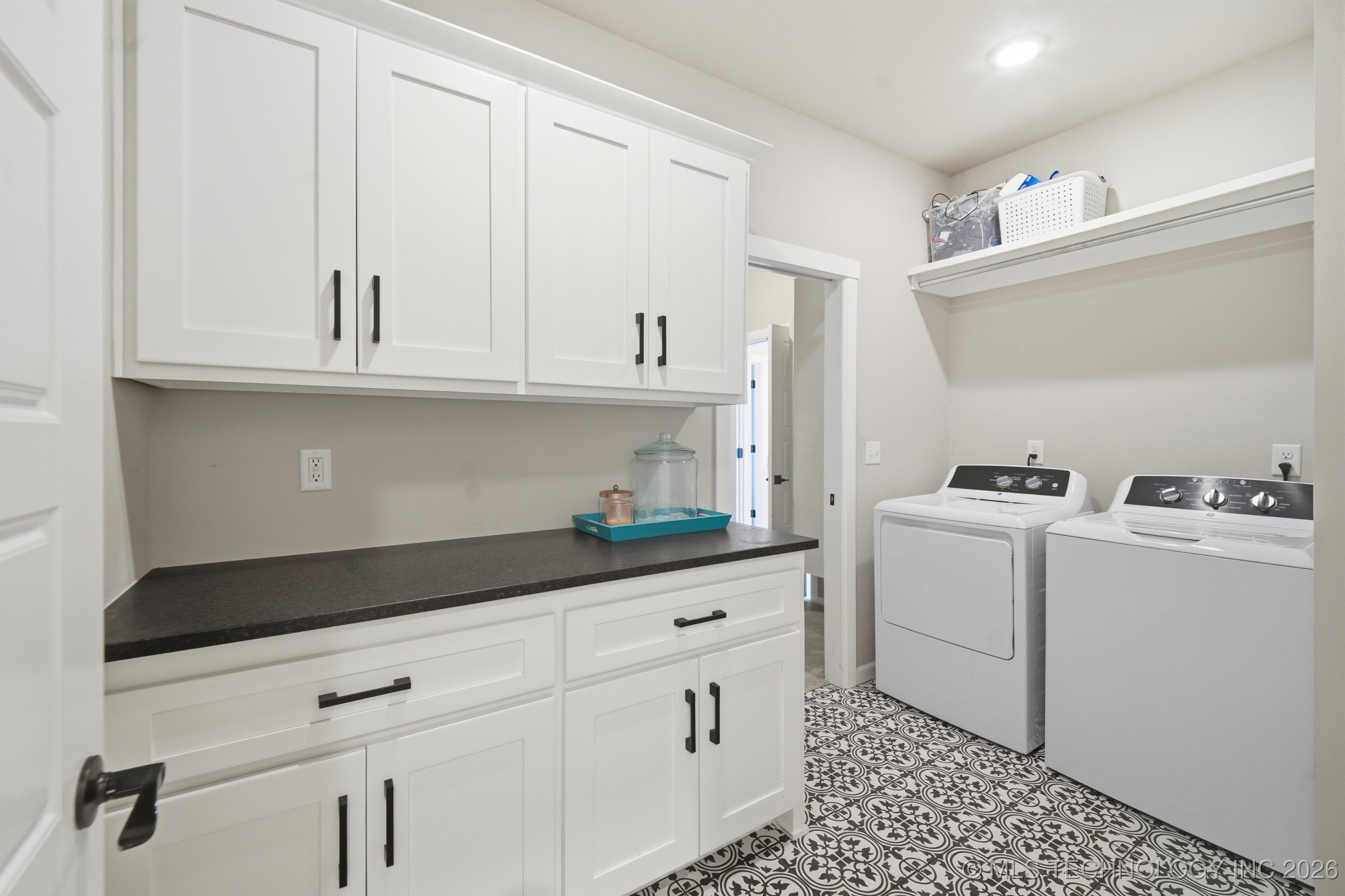 2131 E 138th Place S Property Photo 18