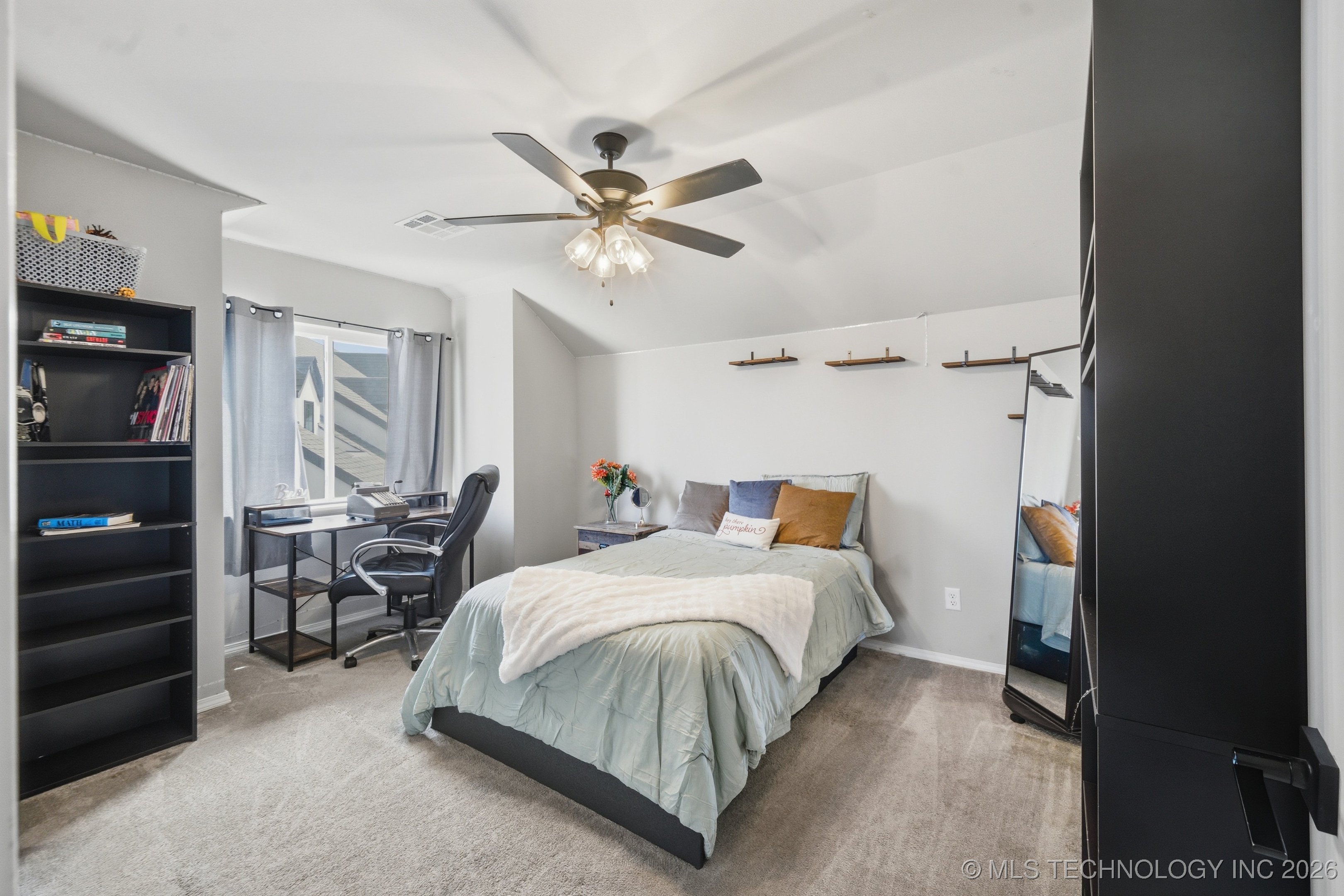 2131 E 138th Place S Property Photo 25