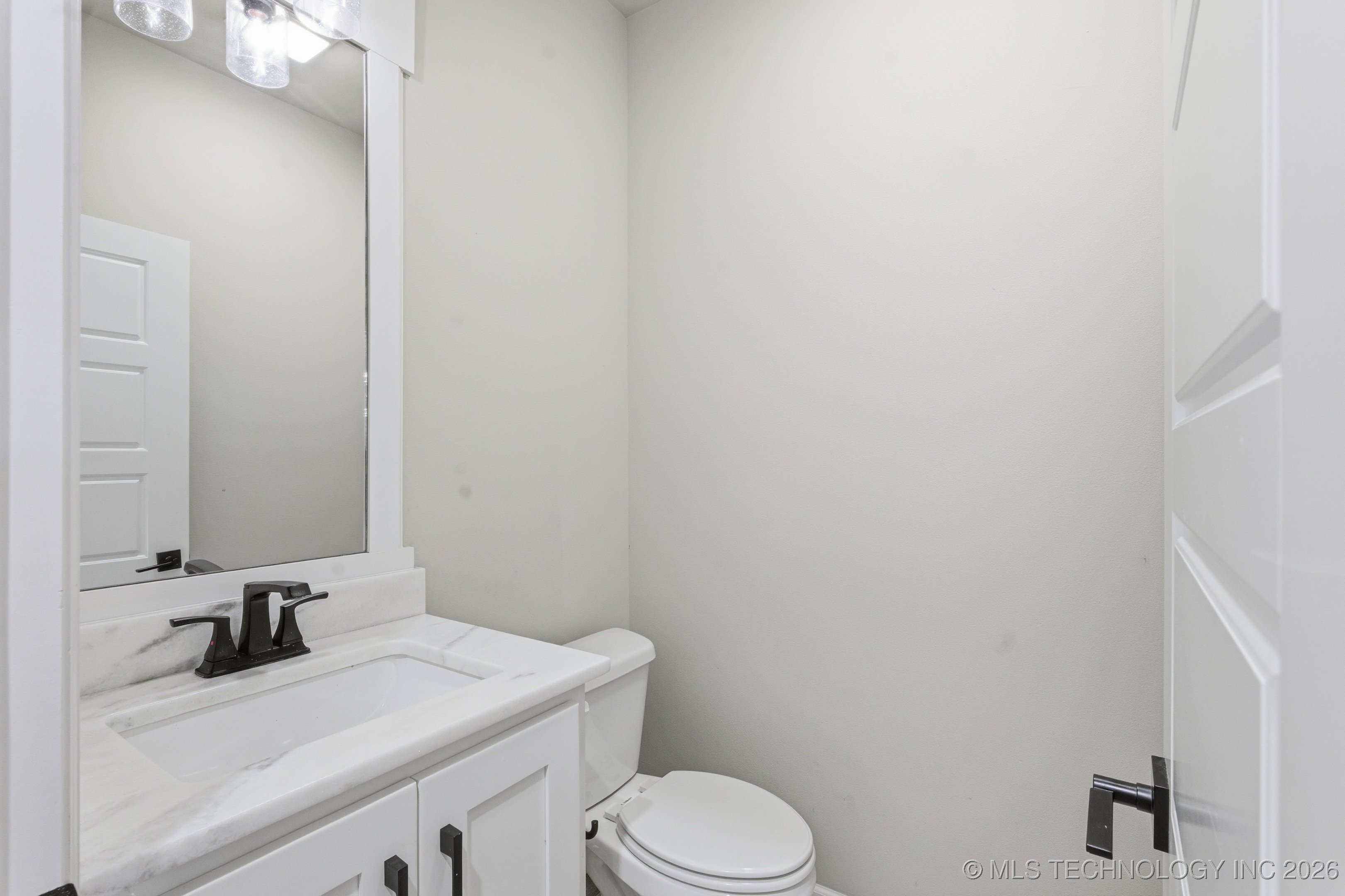 2131 E 138th Place S Property Photo 30