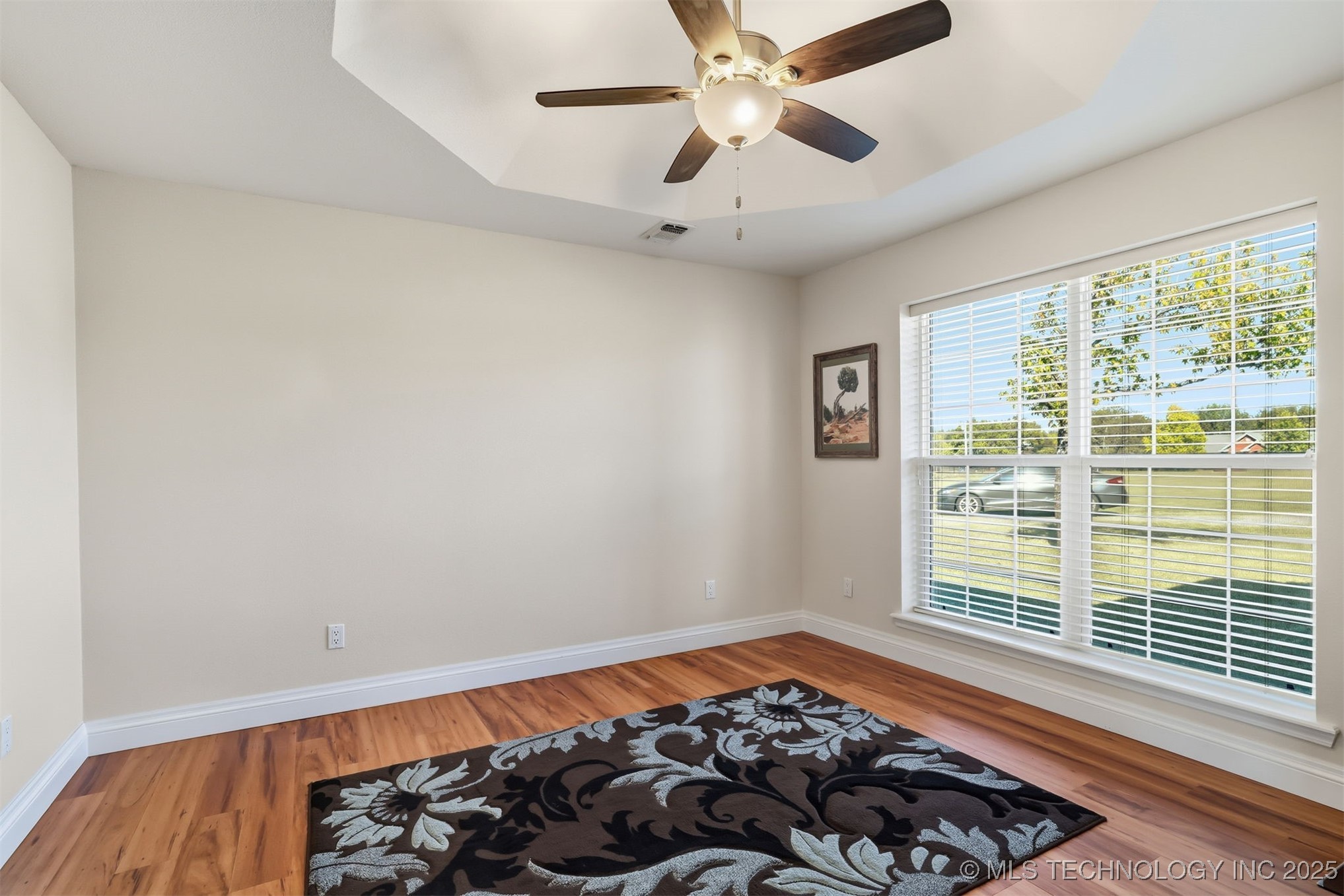 5224 State Road 70e Property Photo 10