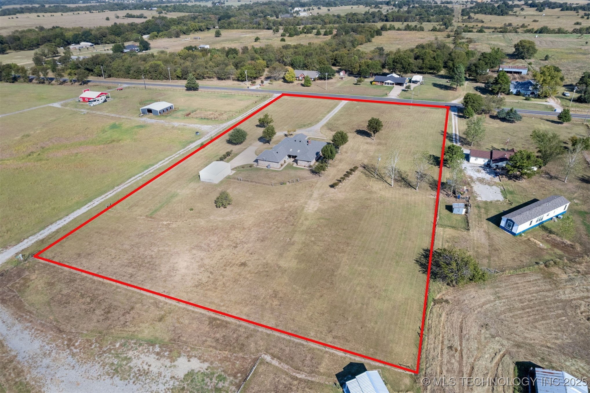 5224 State Road 70e Property Photo 47