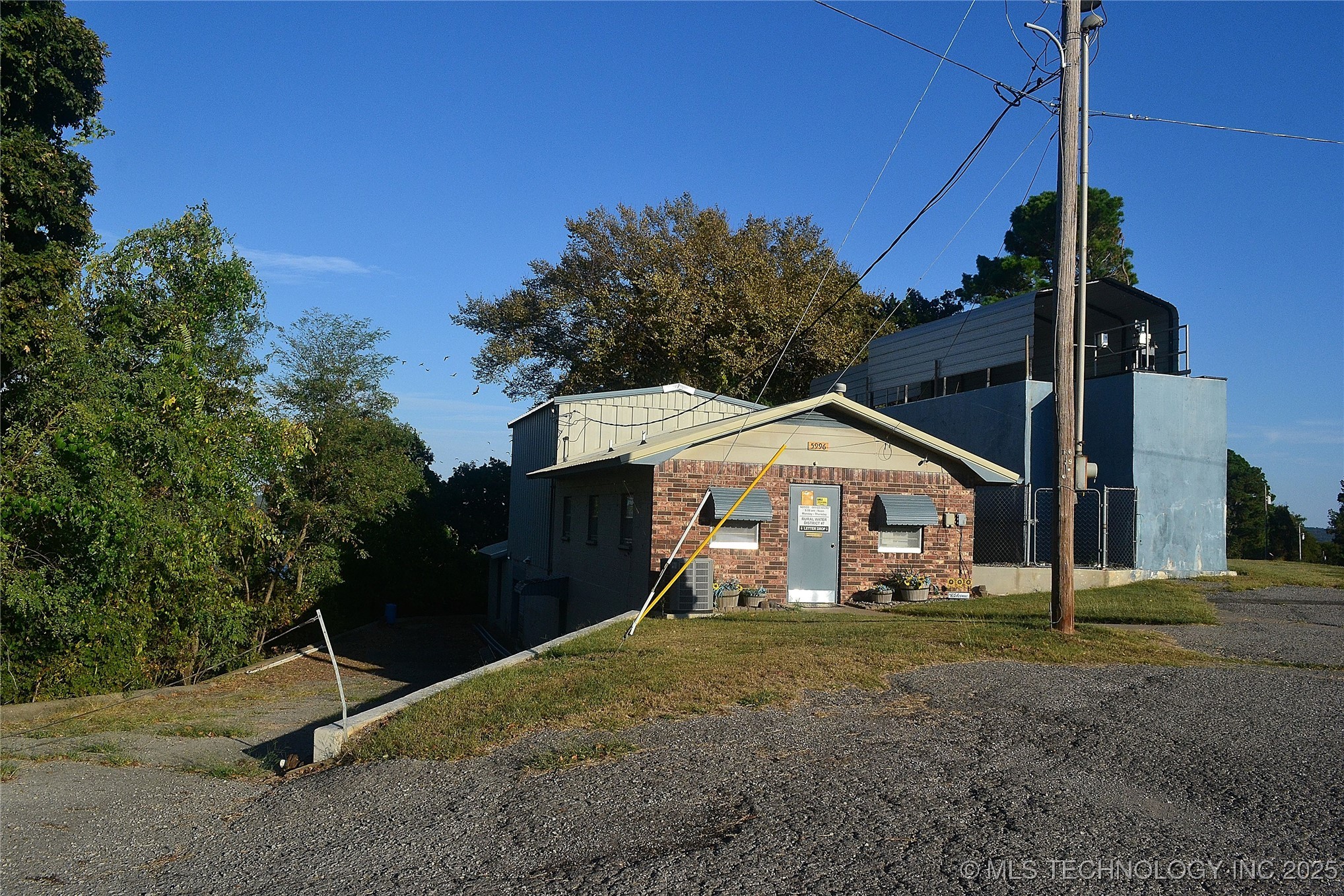 5999 E 109th Street North Property Photo 1