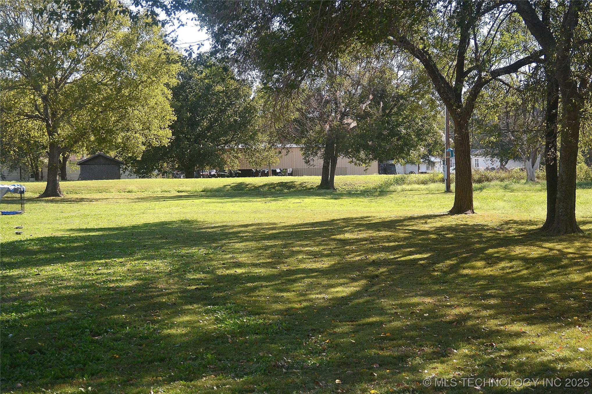 1006 S Regan Avenue Property Photo 1