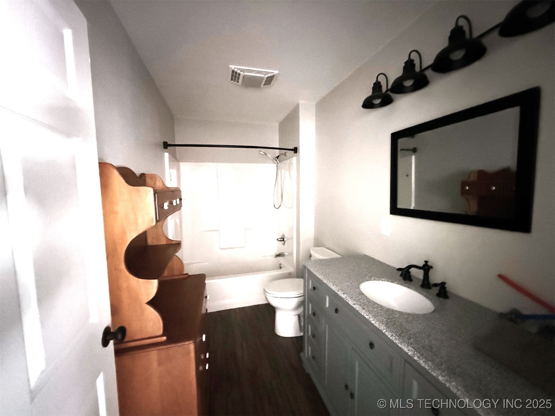 304 Hickory Drive Property Photo 14