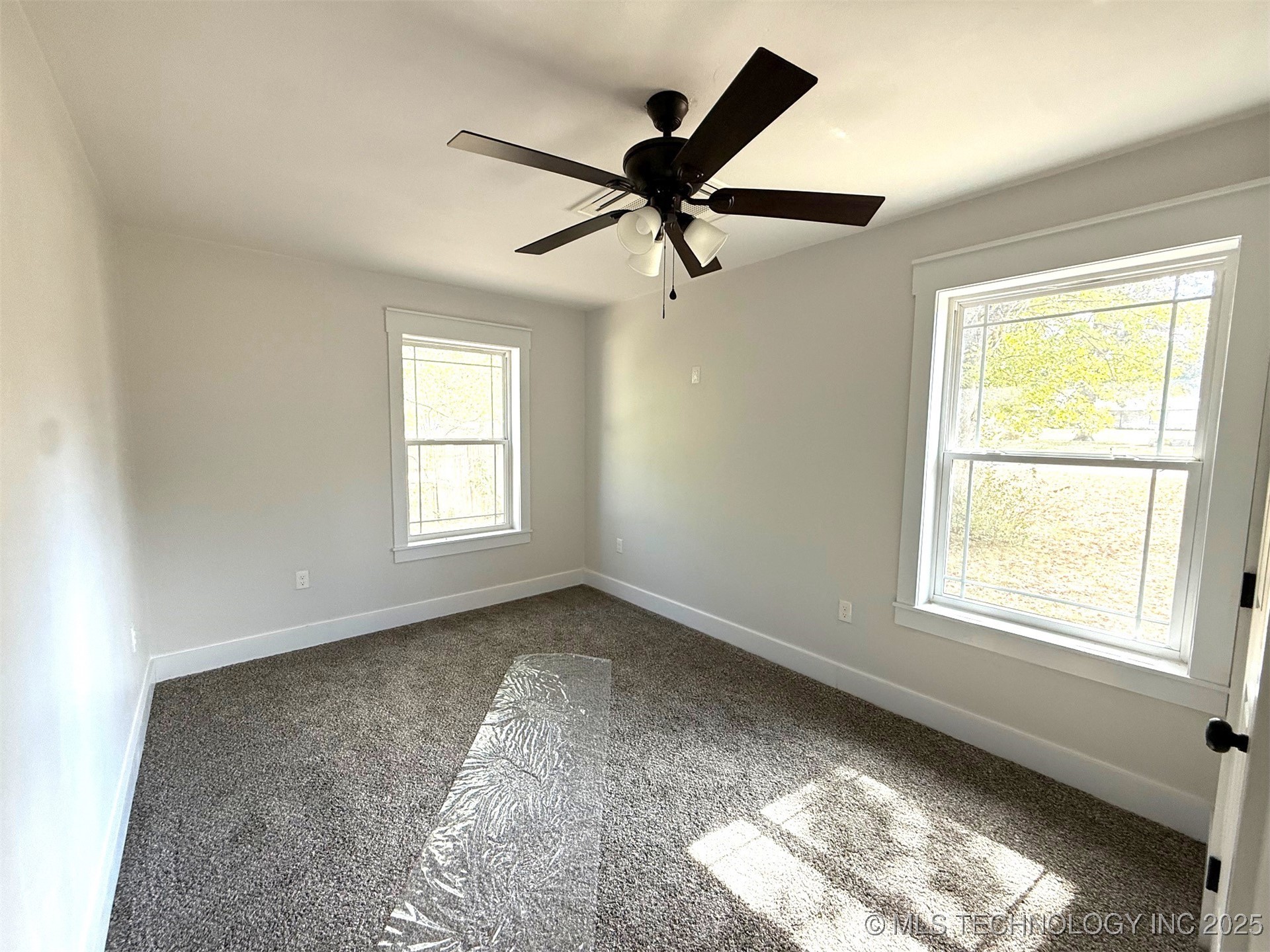 304 Hickory Drive Property Photo 16