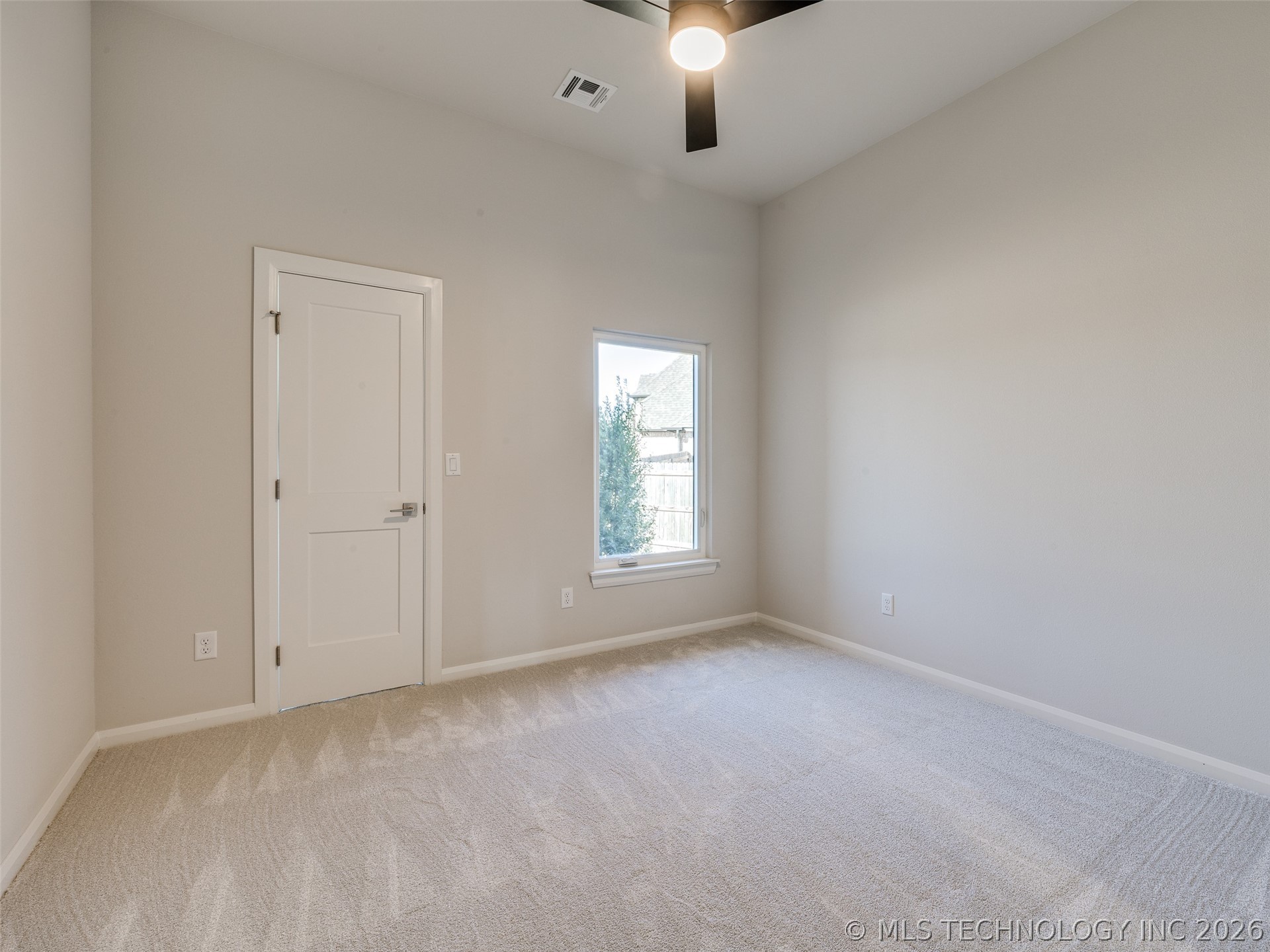 17827 S 48th East Avenue Property Photo 9