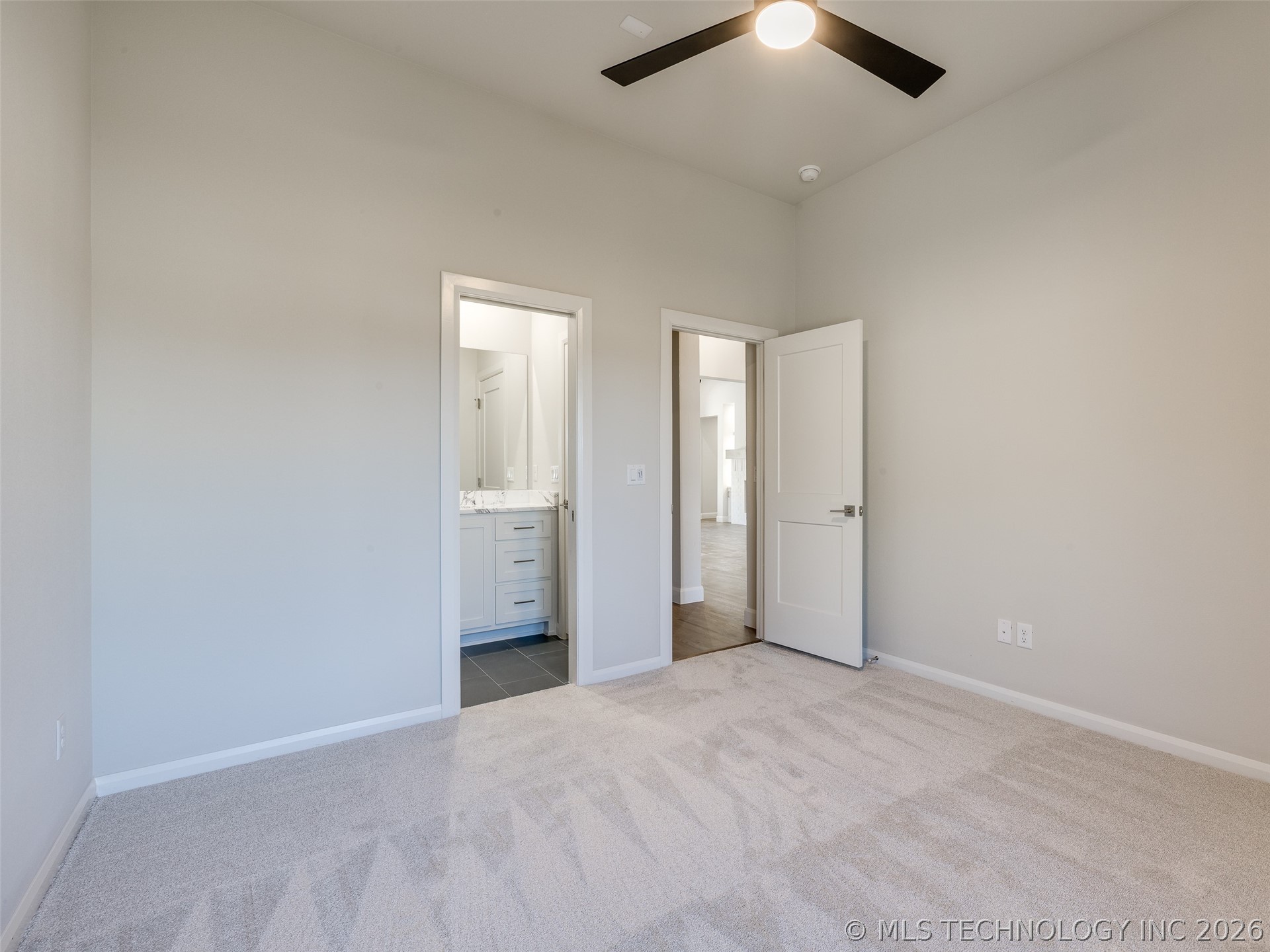 17827 S 48th East Avenue Property Photo 10