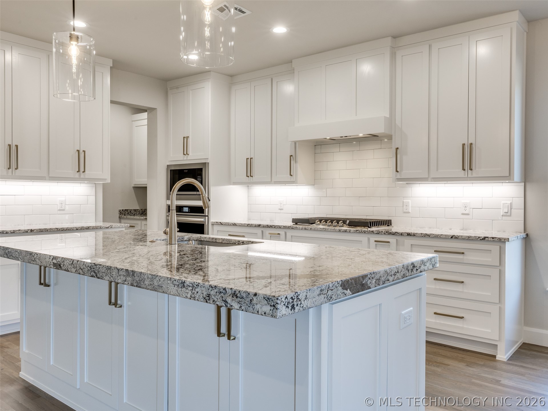 17827 S 48th East Avenue Property Photo 24