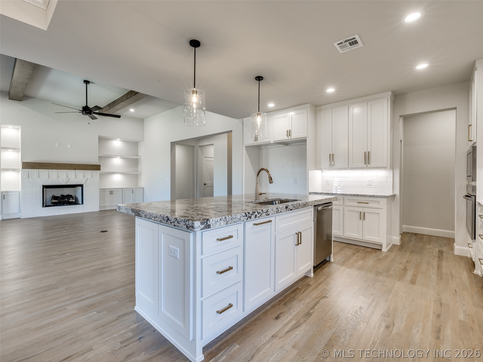 17827 S 48th East Avenue Property Photo 28