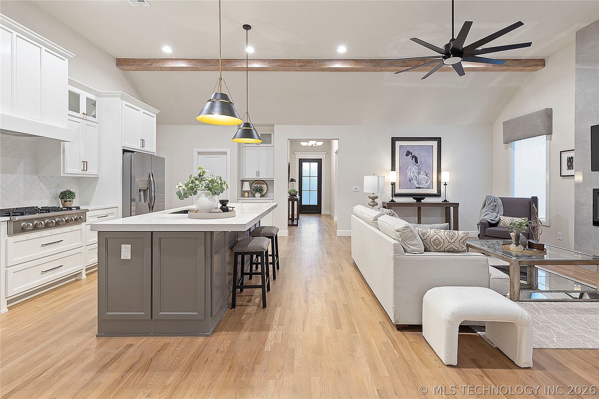 3709 W Laredo Street Property Photo 25