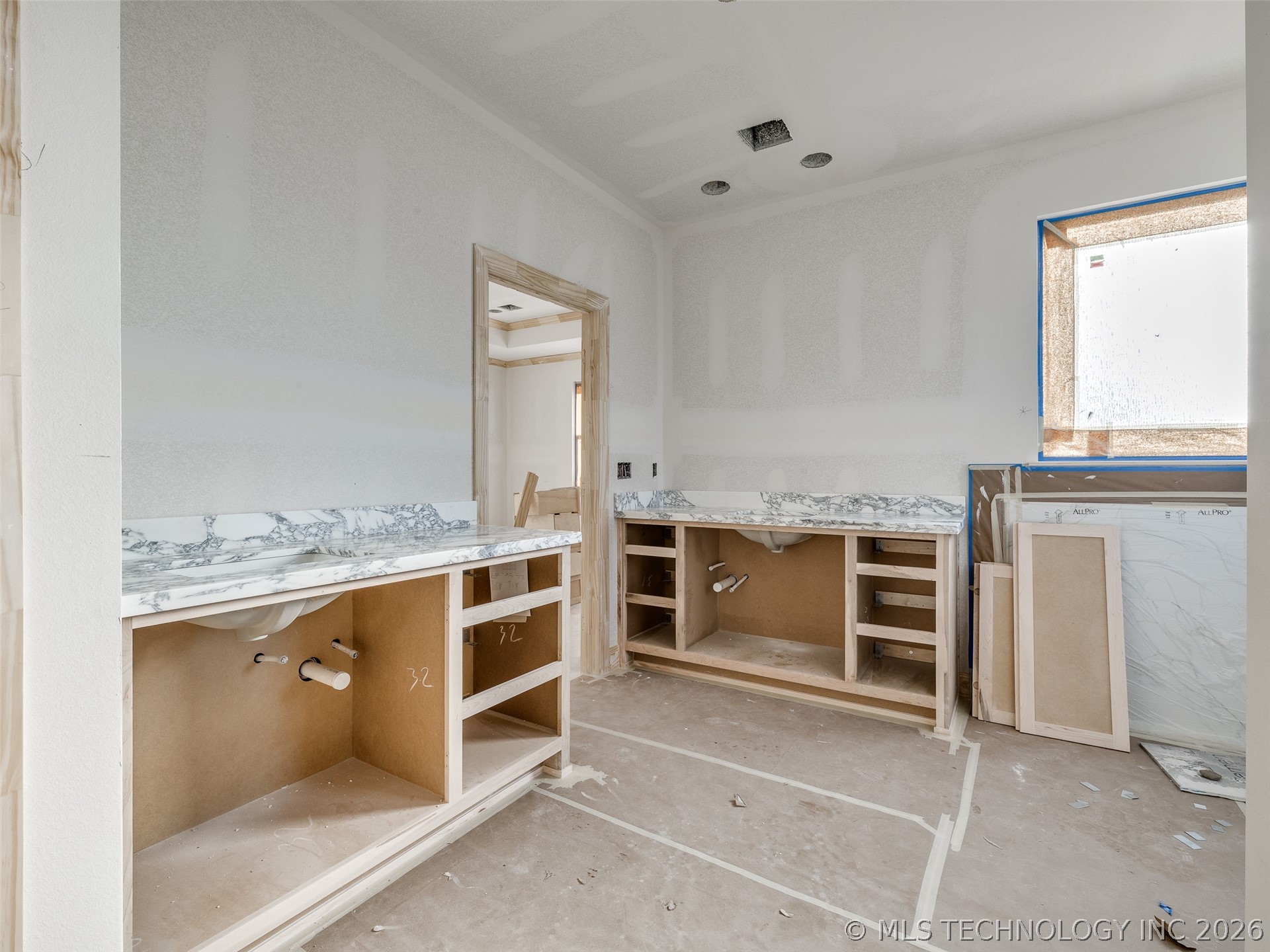 17826 S 48th East Avenue Property Photo 35