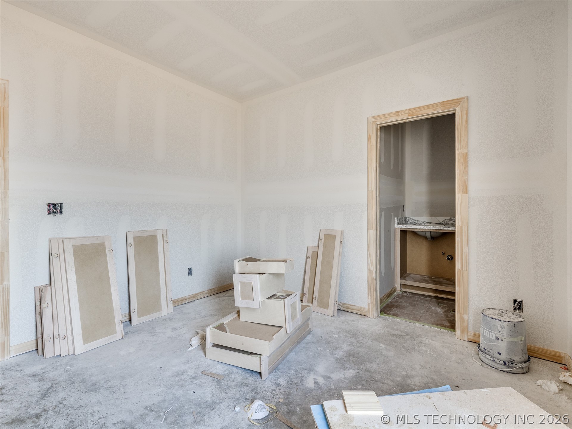 17826 S 48th East Avenue Property Photo 42