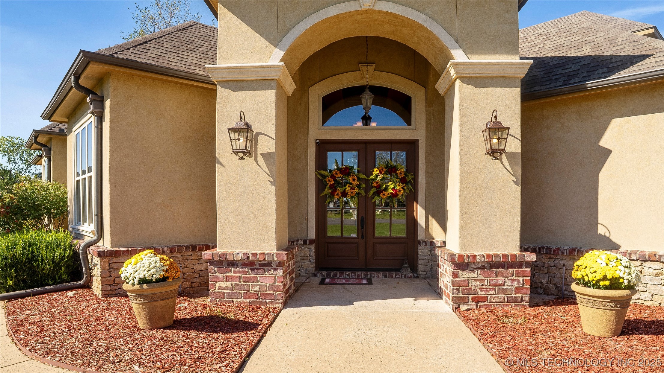 8350 N 72nd East Avenue Property Photo 2