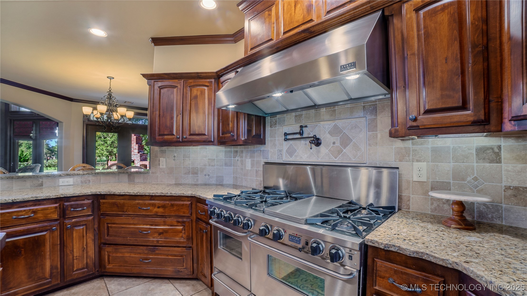 8350 N 72nd East Avenue Property Photo 14