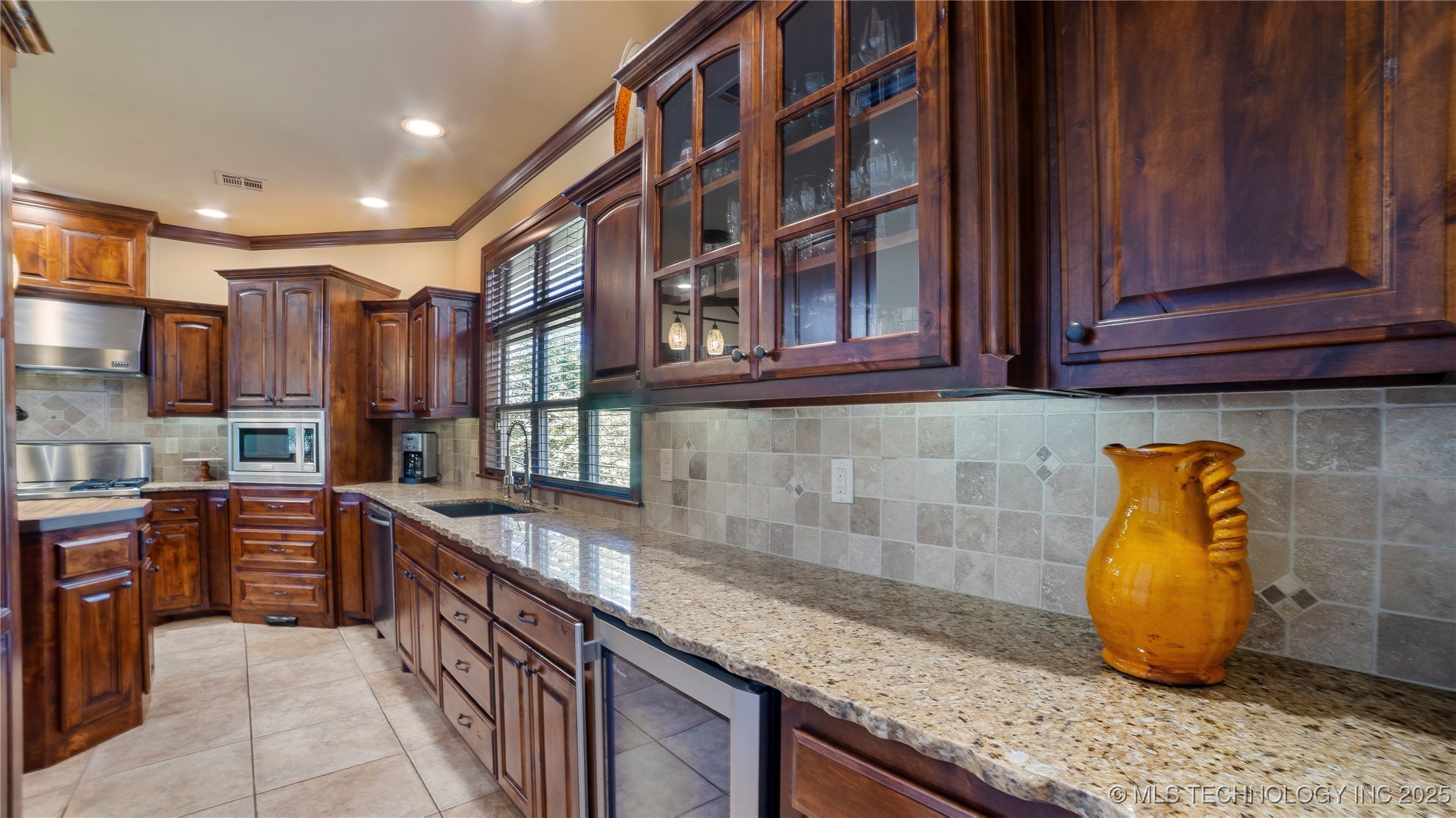 8350 N 72nd East Avenue Property Photo 15