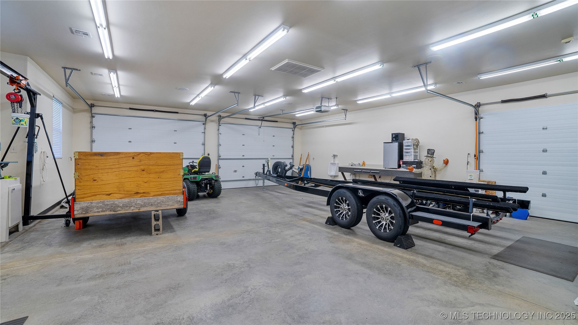 8350 N 72nd East Avenue Property Photo 37