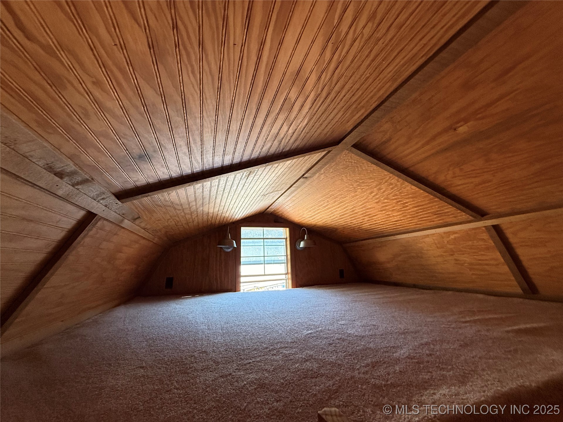 4180 Road Property Photo 8