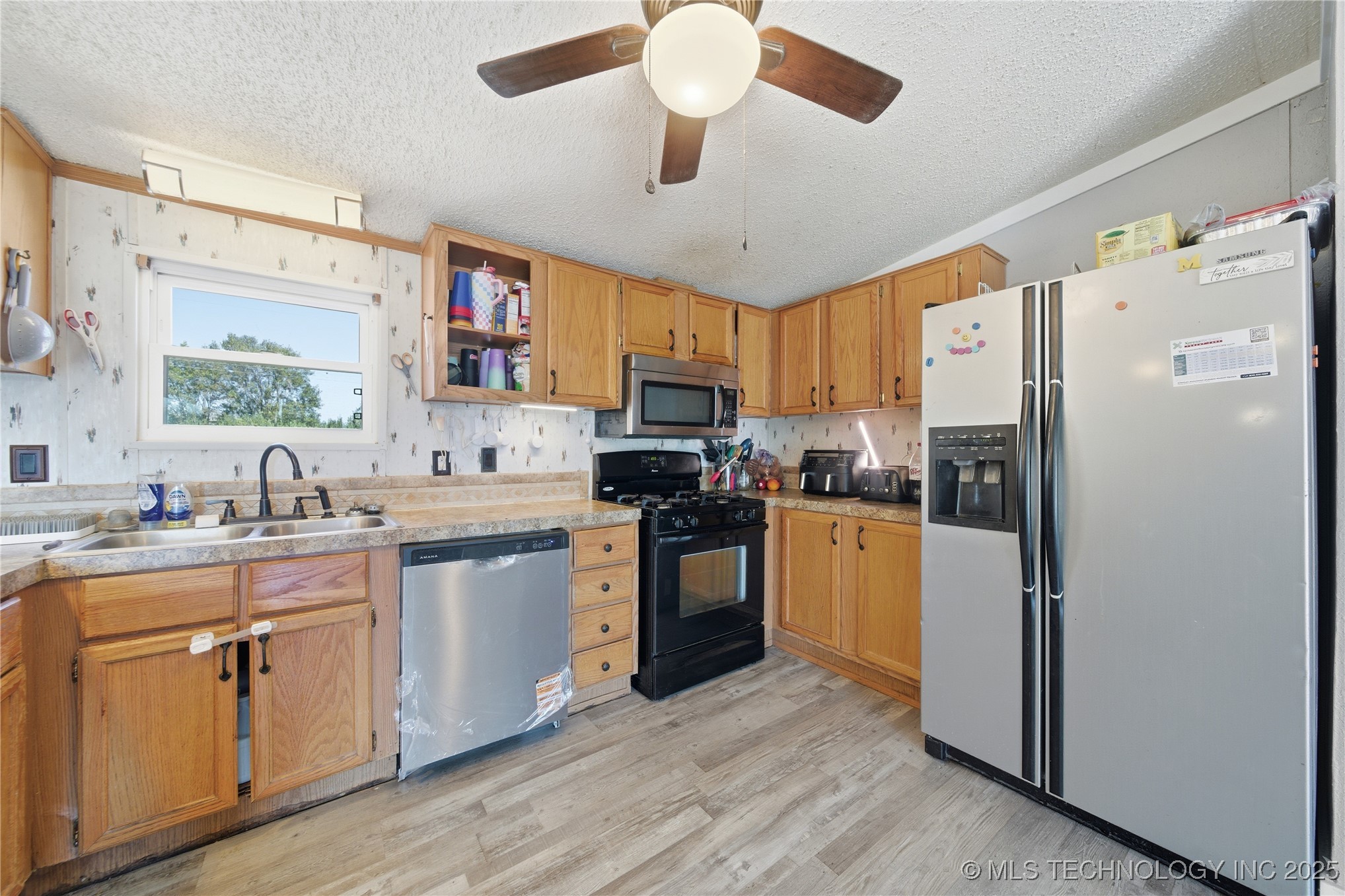 4073 E 128th Street S Property Photo 9