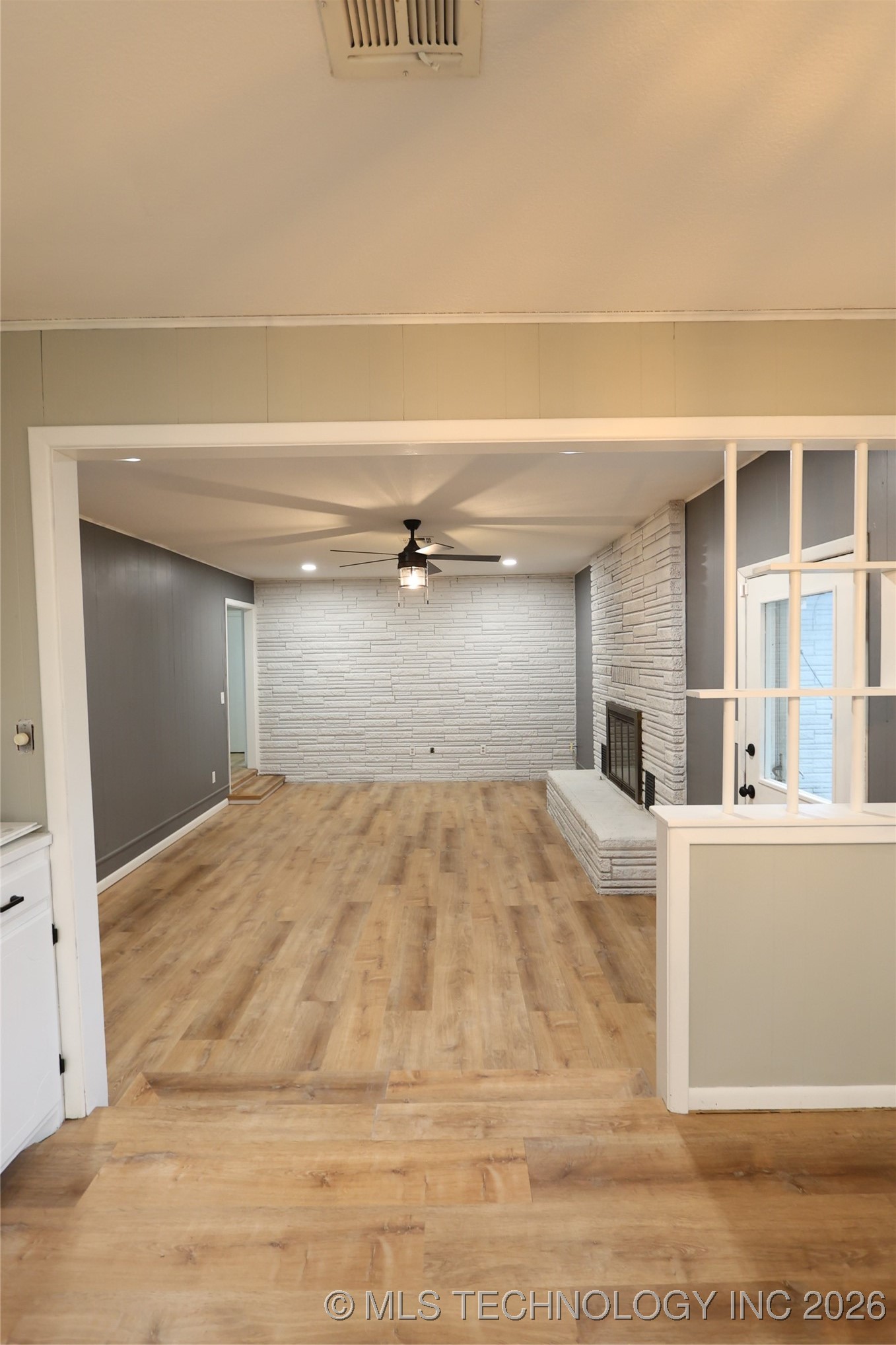 9865 County Road 1545 Property Photo 7