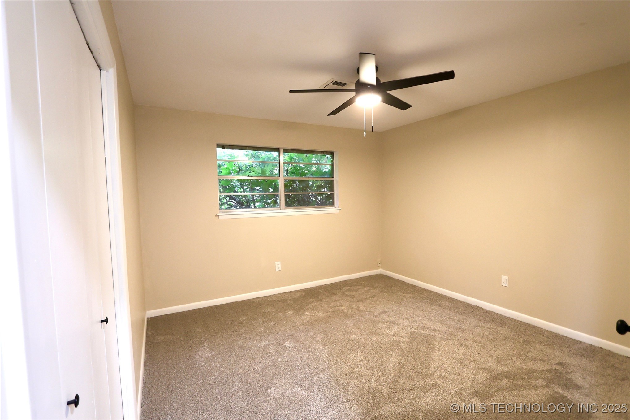 9865 County Road 1545 Property Photo 12