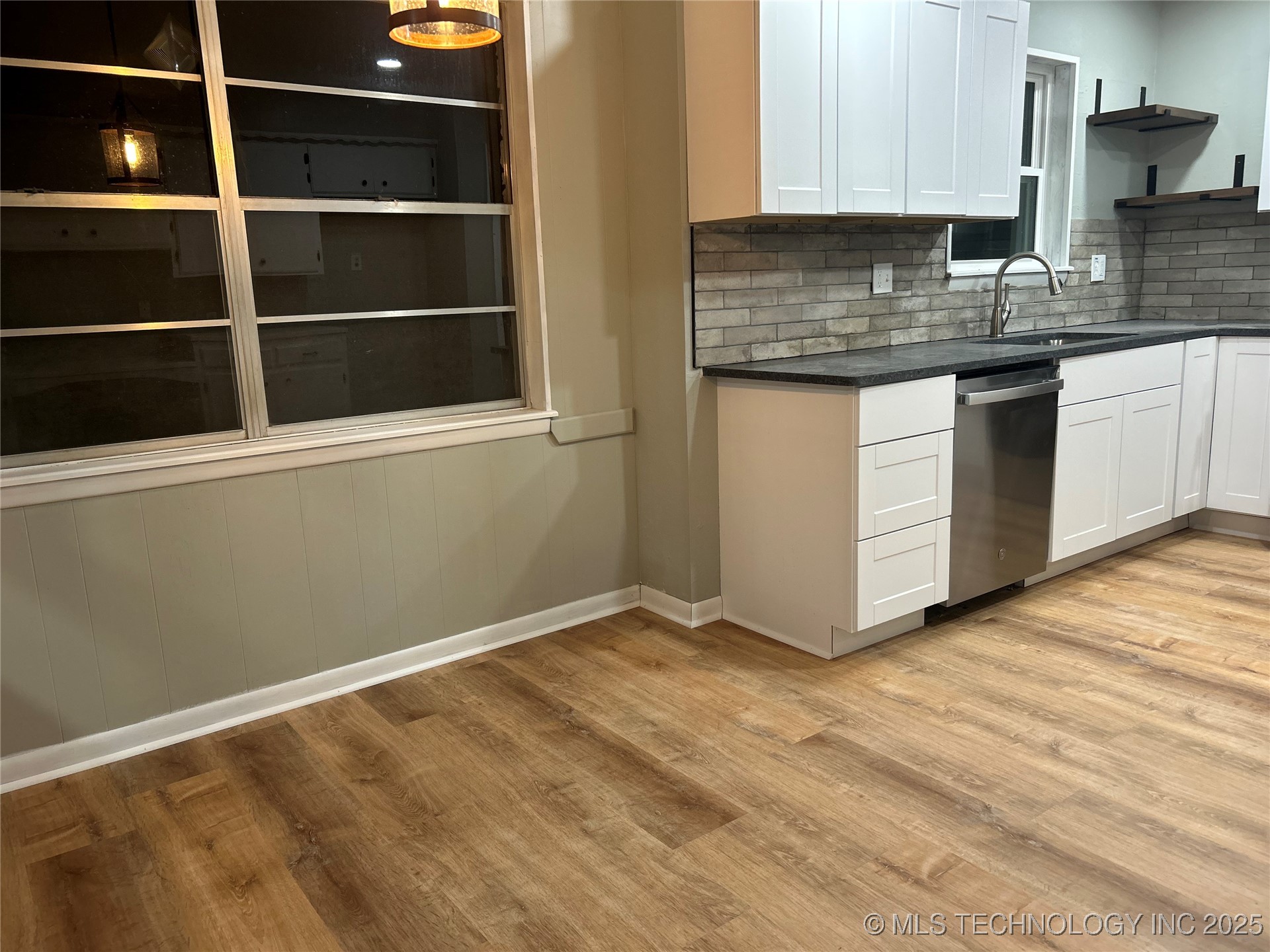 9865 County Road 1545 Property Photo 22