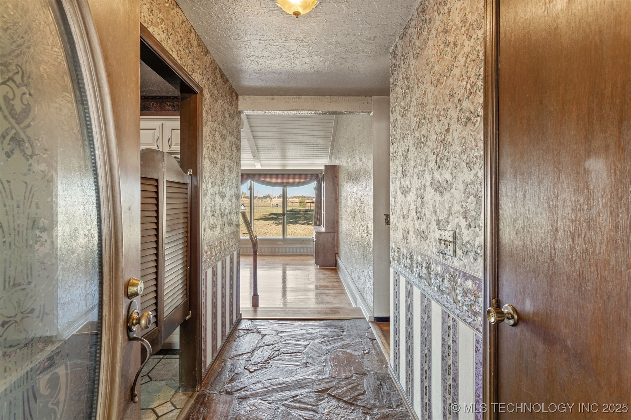 28059 E 119th Street S Property Photo 6