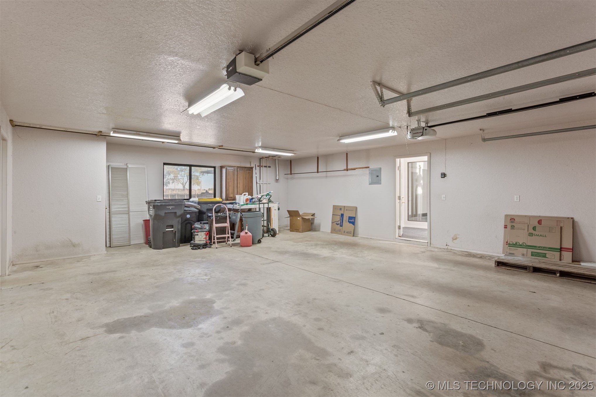 28059 E 119th Street S Property Photo 40