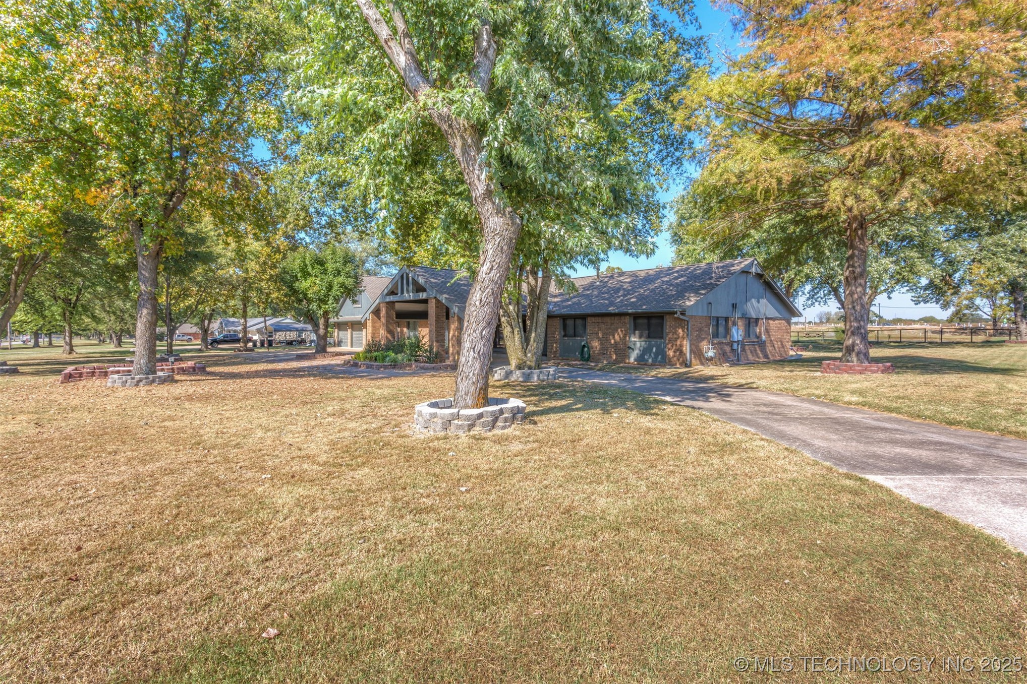 28059 E 119th Street S Property Photo 64