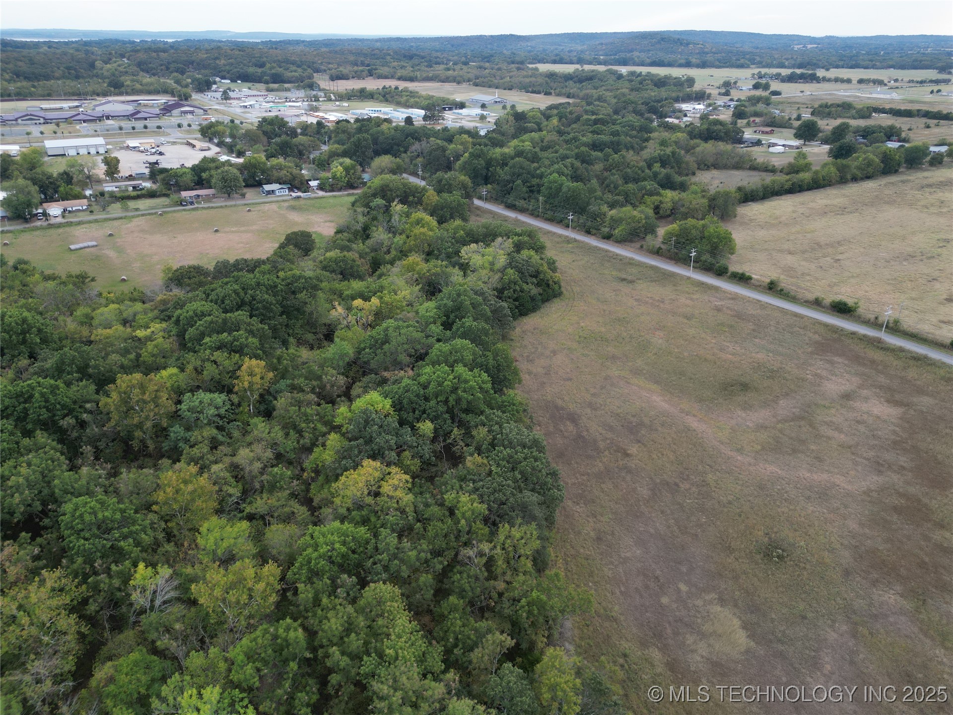 3 E Coon Creek Property Photo 7