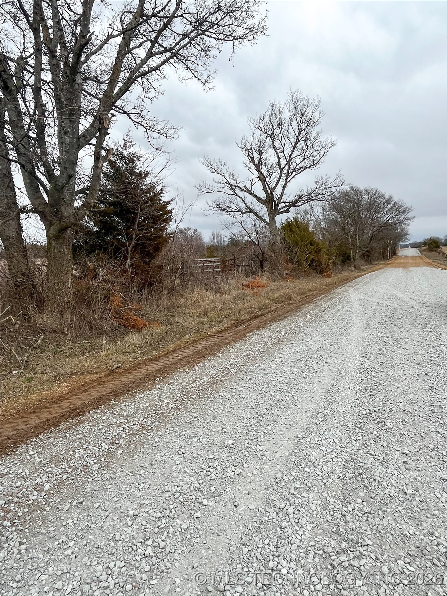 E 360 Road Property Photo 11