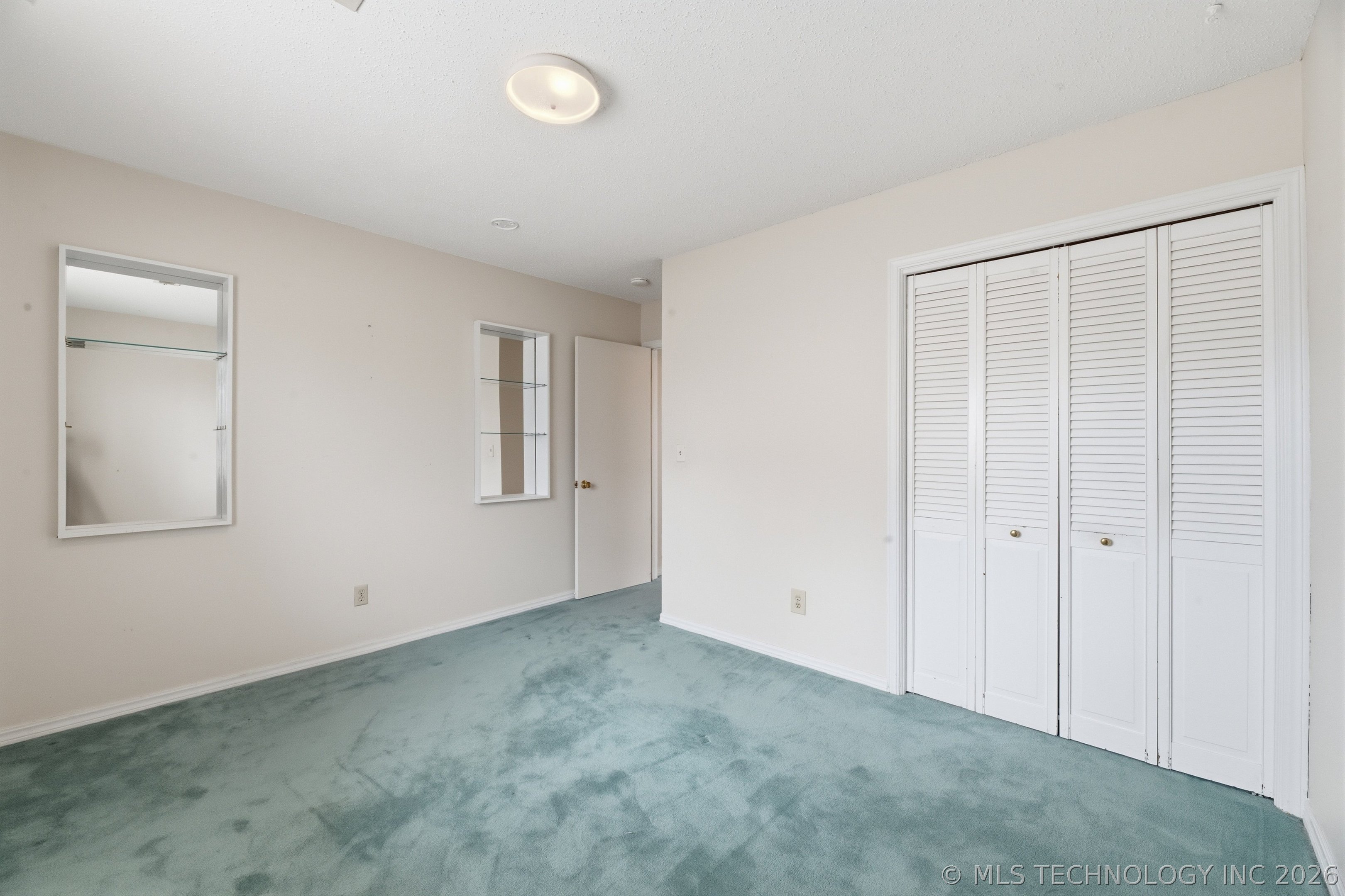 12308 E 18th Street Property Photo 11