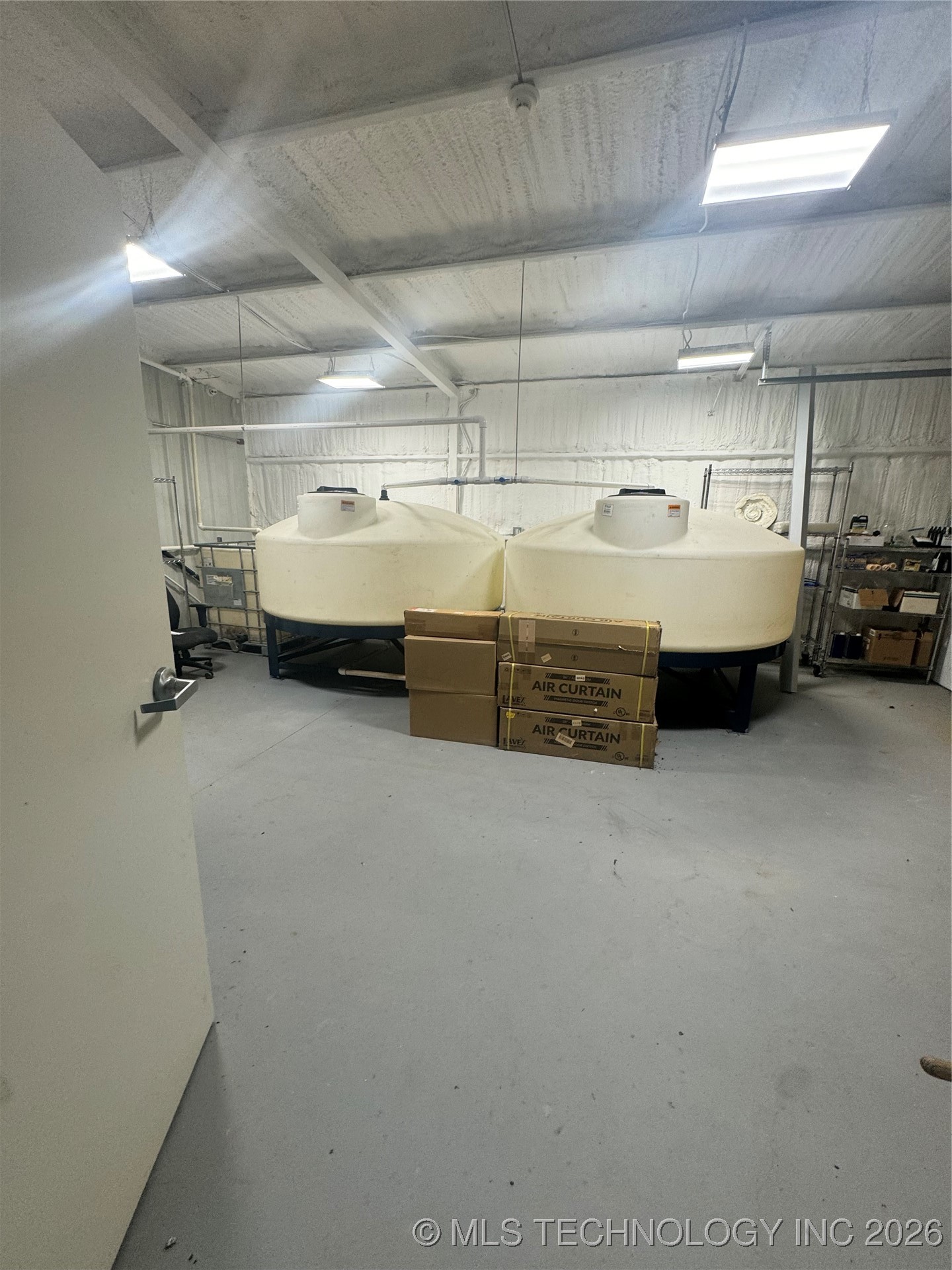 597 S Hwy 169 Street Property Photo 9