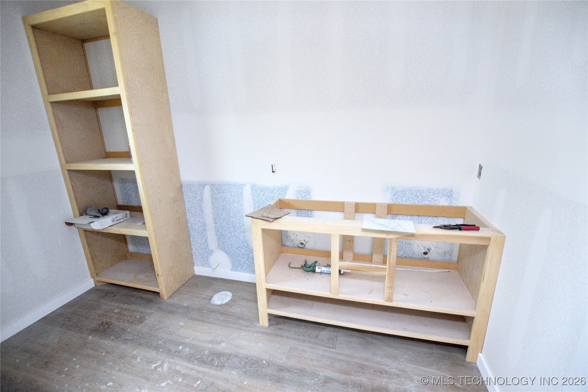 18834 W Hunters Court Property Photo 10