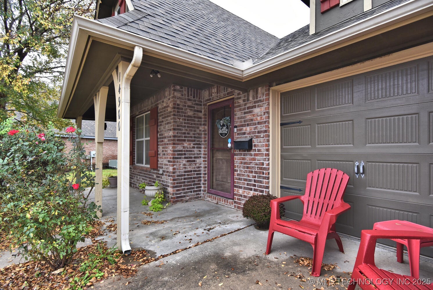 14900 E 87th Street North Property Photo 2