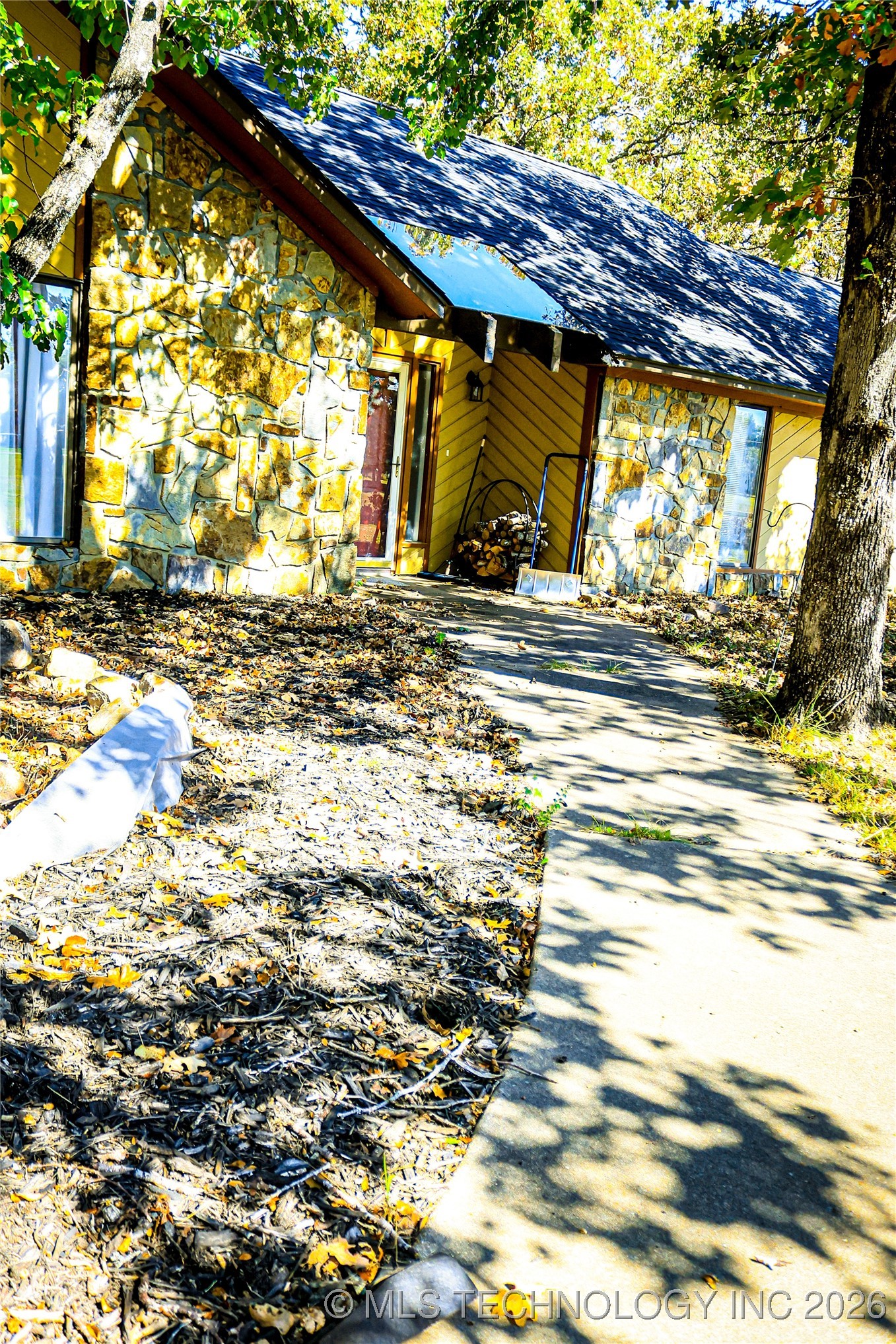 65 Pickle Lane Property Photo 5