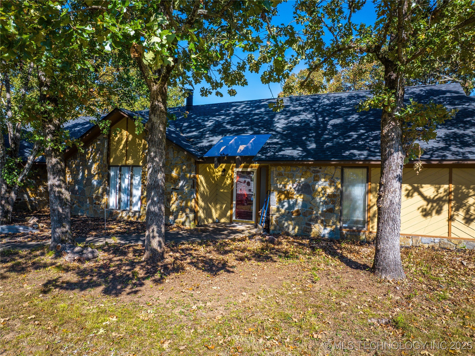 65 Pickle Lane Property Photo 6