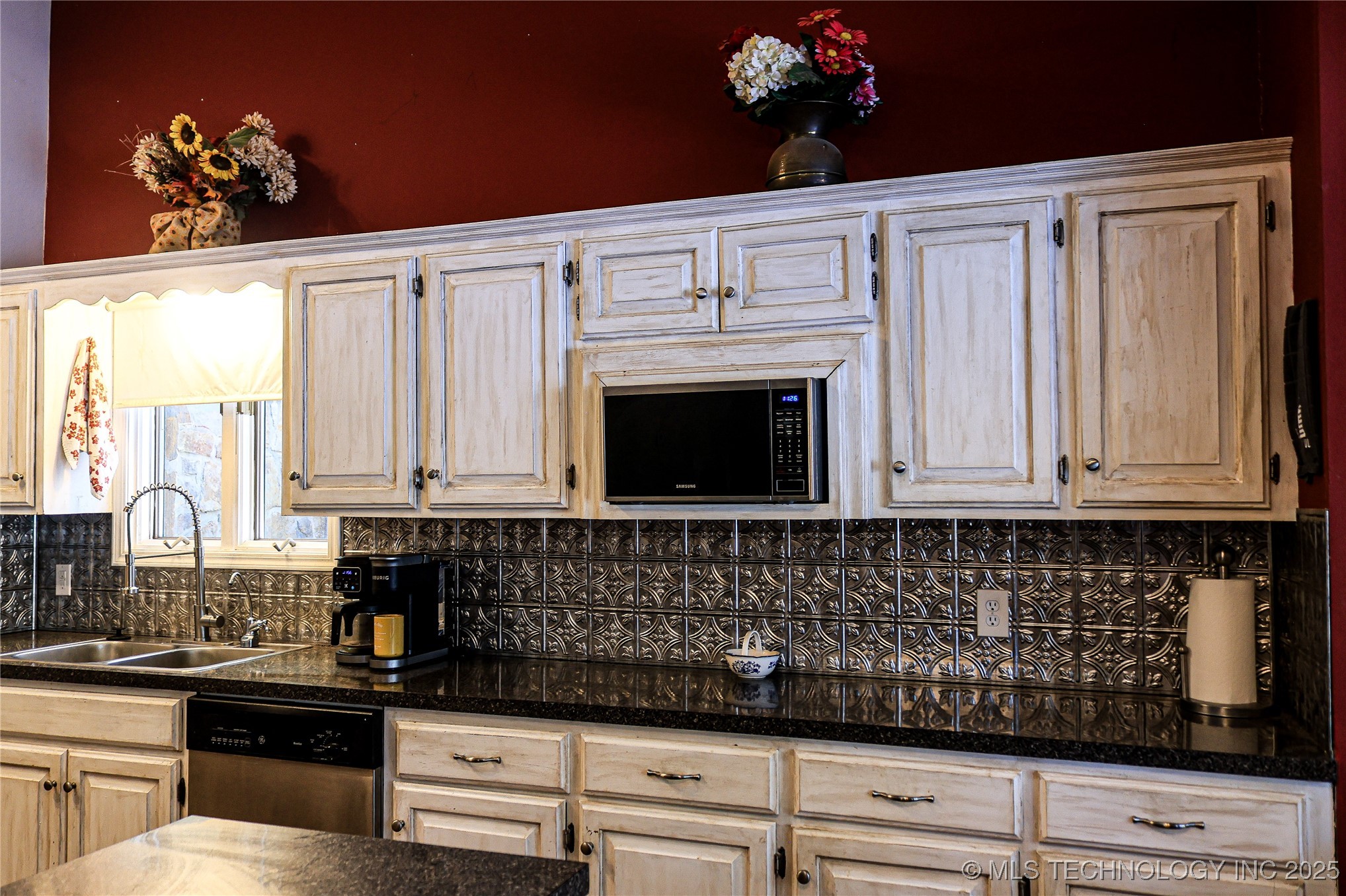 65 Pickle Lane Property Photo 13