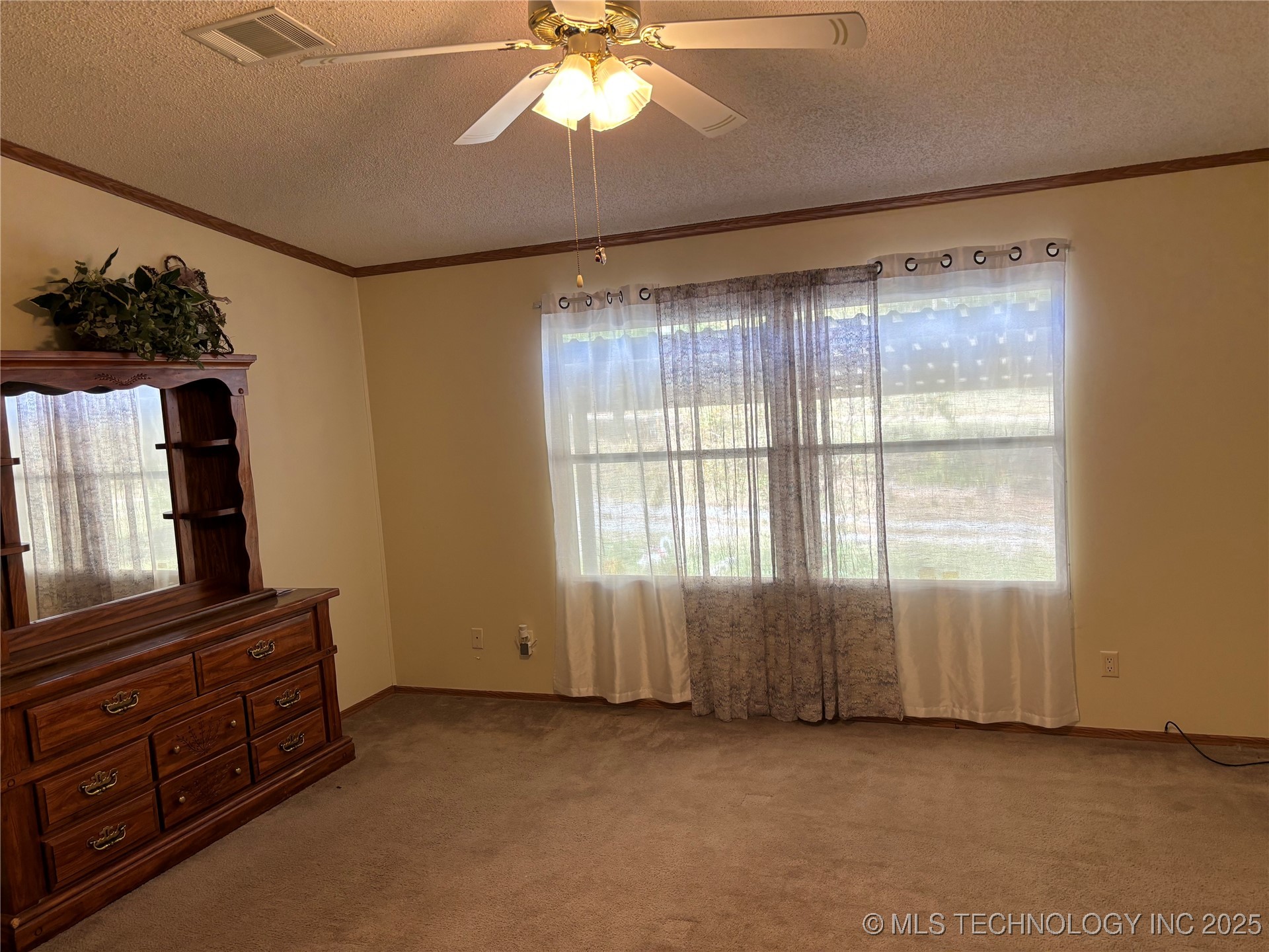 13937 Conley Property Photo 10